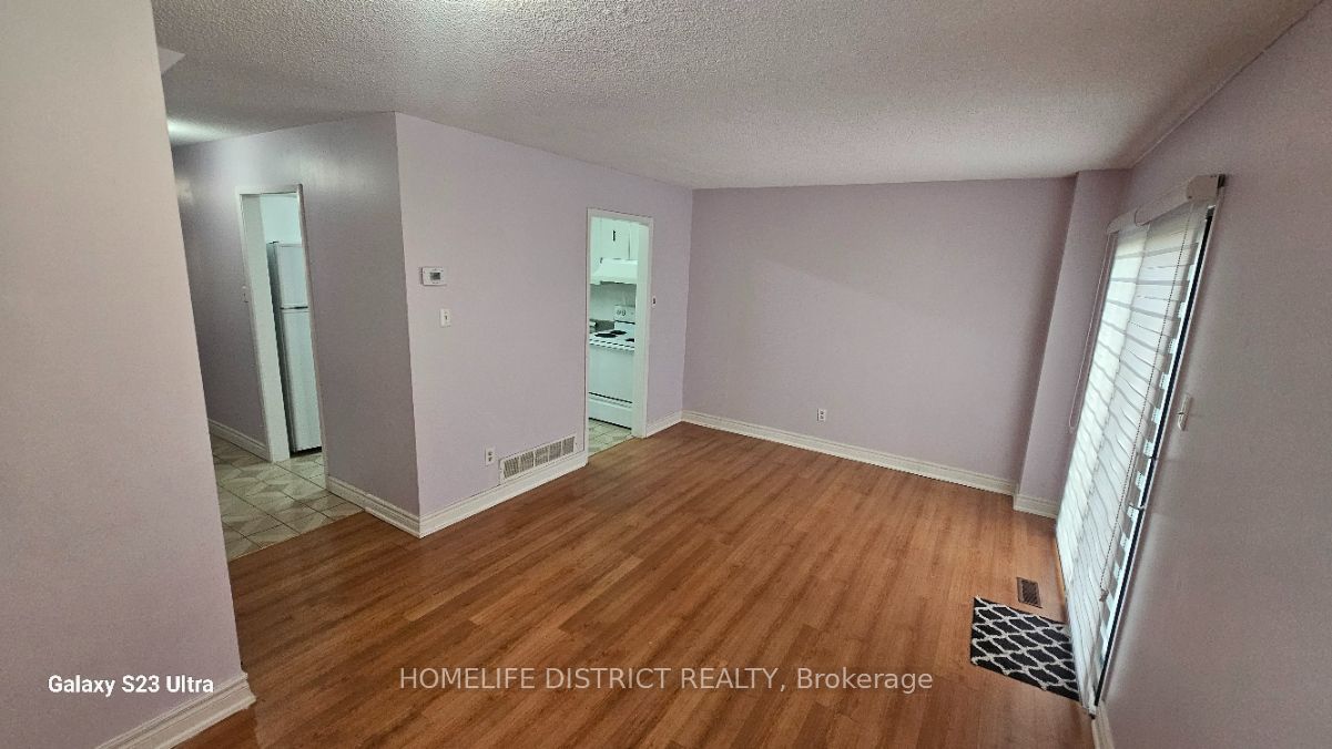 72 Stather Crescent Property Photo 6