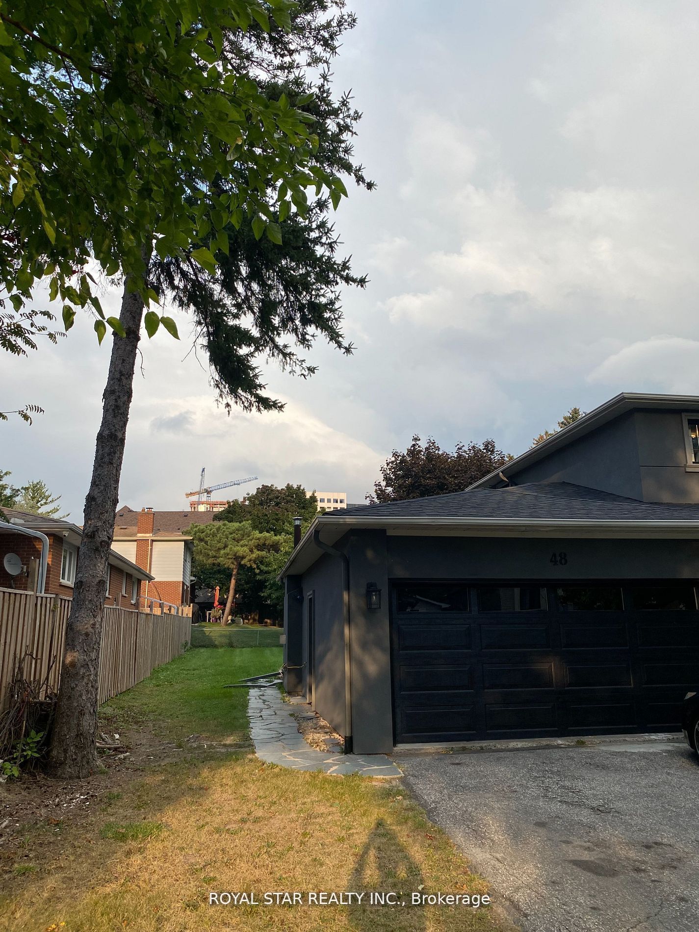 48 Sunnywood Crescent Bsmt Property Photo 3