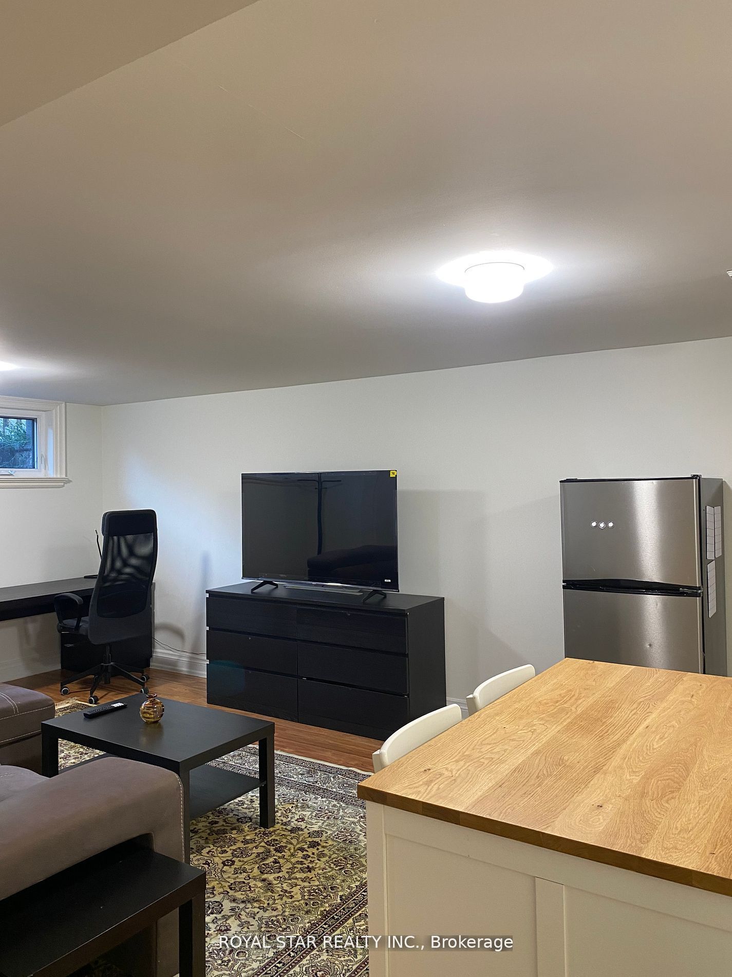 48 Sunnywood Crescent Bsmt Property Photo 16