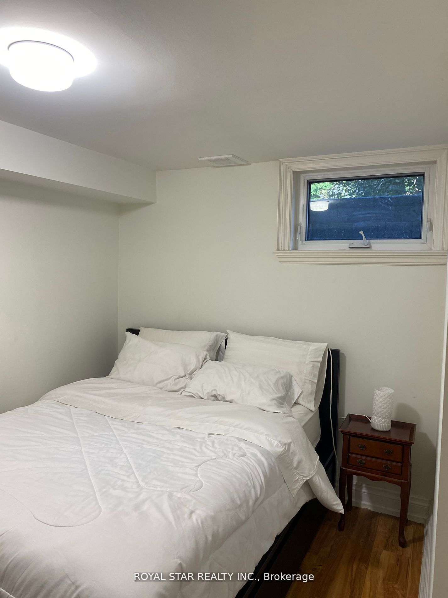48 Sunnywood Crescent Bsmt Property Photo 21