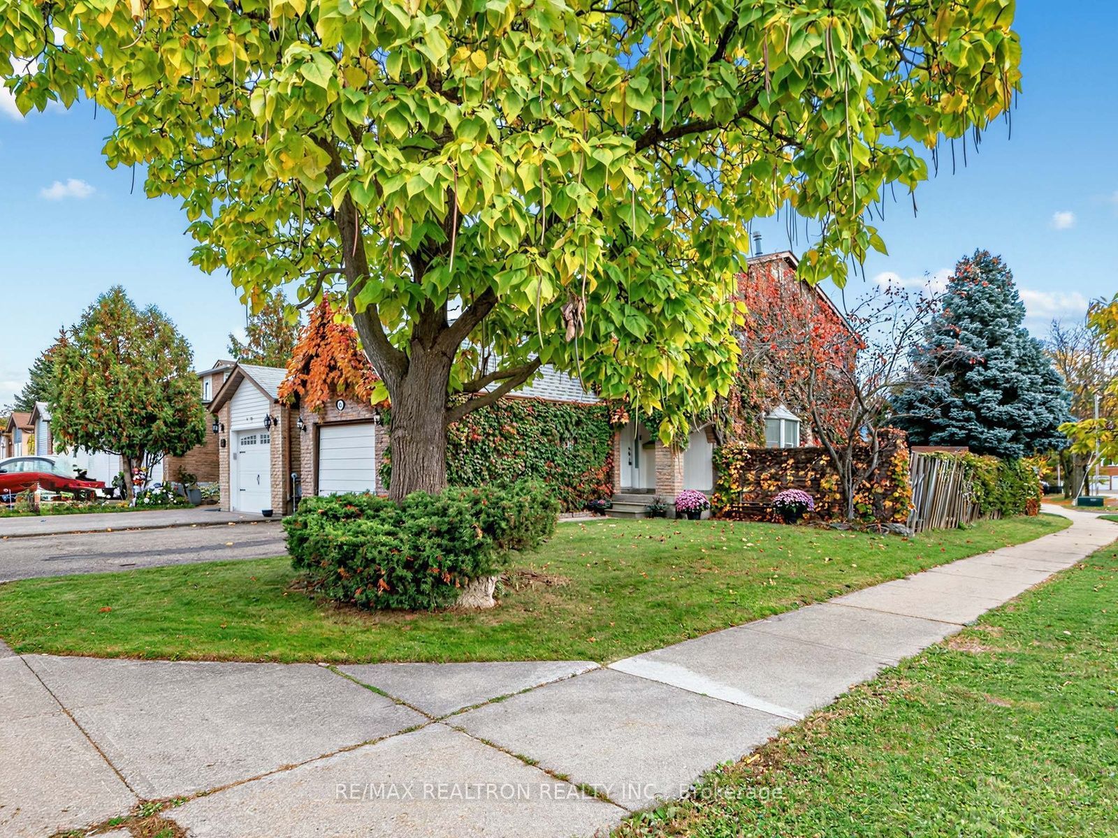 45 Mcclintock Crescent Property Photo 3
