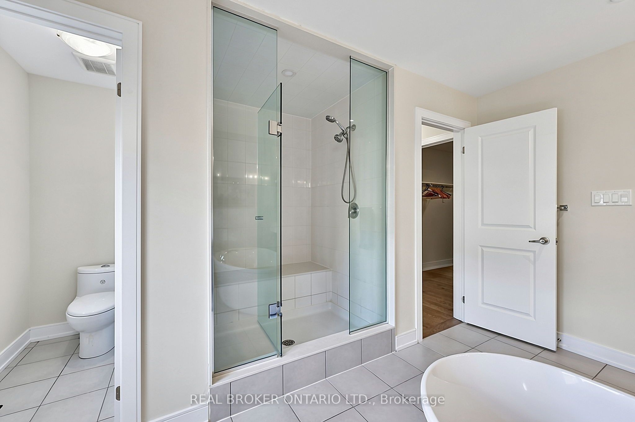 416 Seaview Heights Property Photo 23