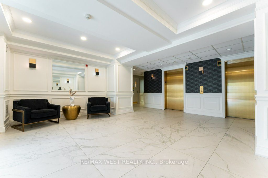 4620 Highway 7 Avenue Ph 413 Property Photo 4