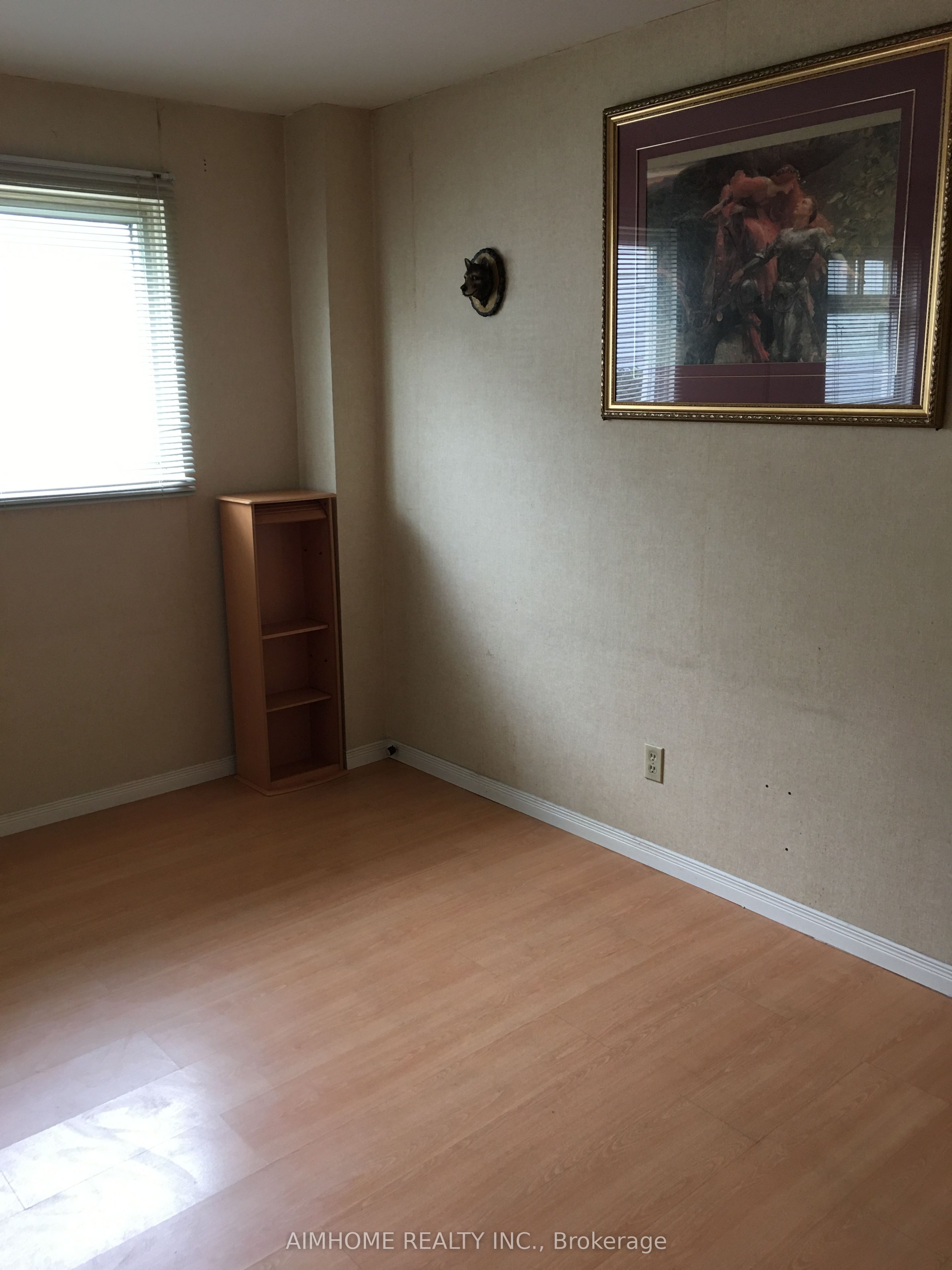 29 Snowshoe Crescent Property Photo 13