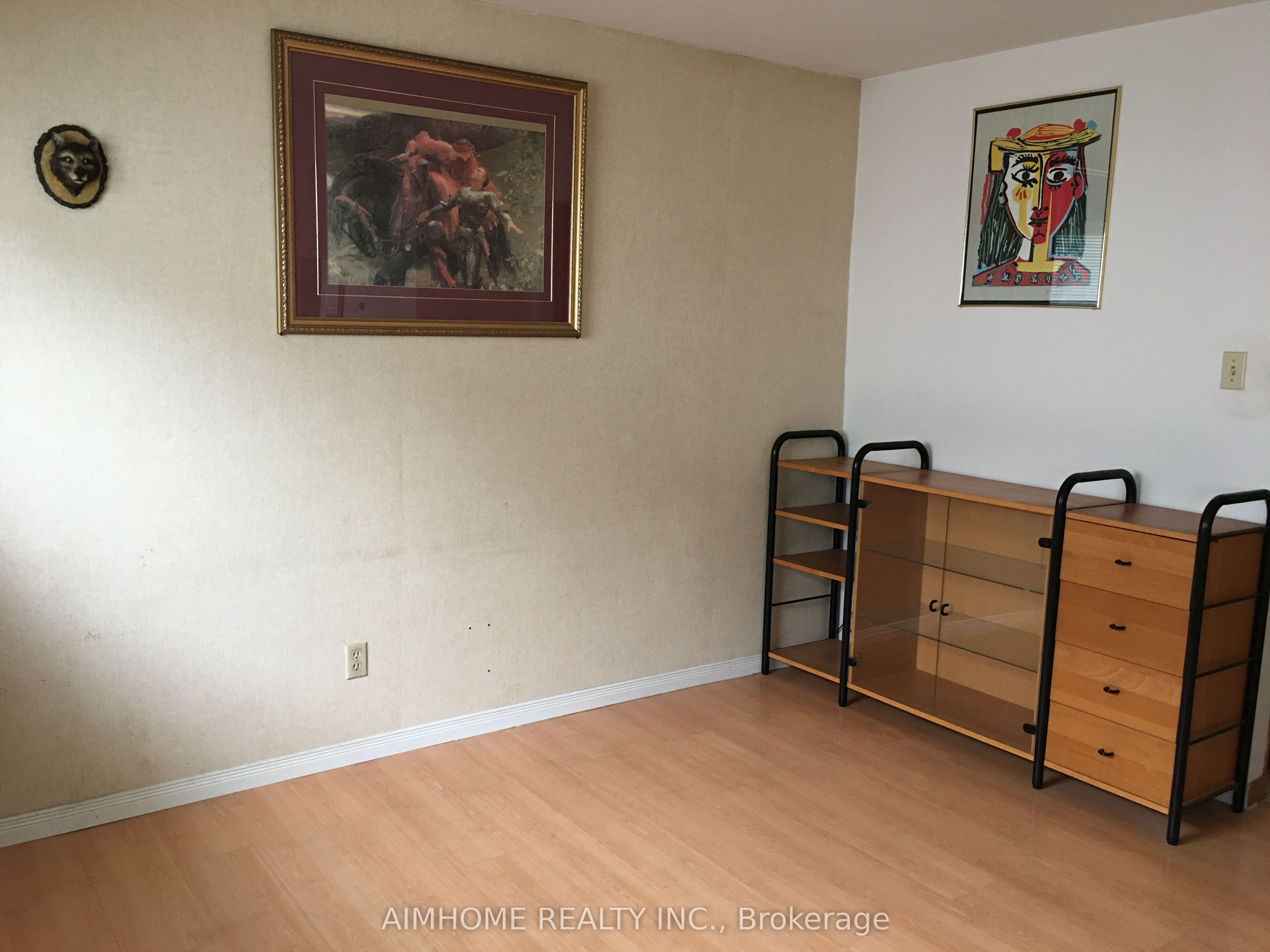 29 Snowshoe Crescent Property Photo 14