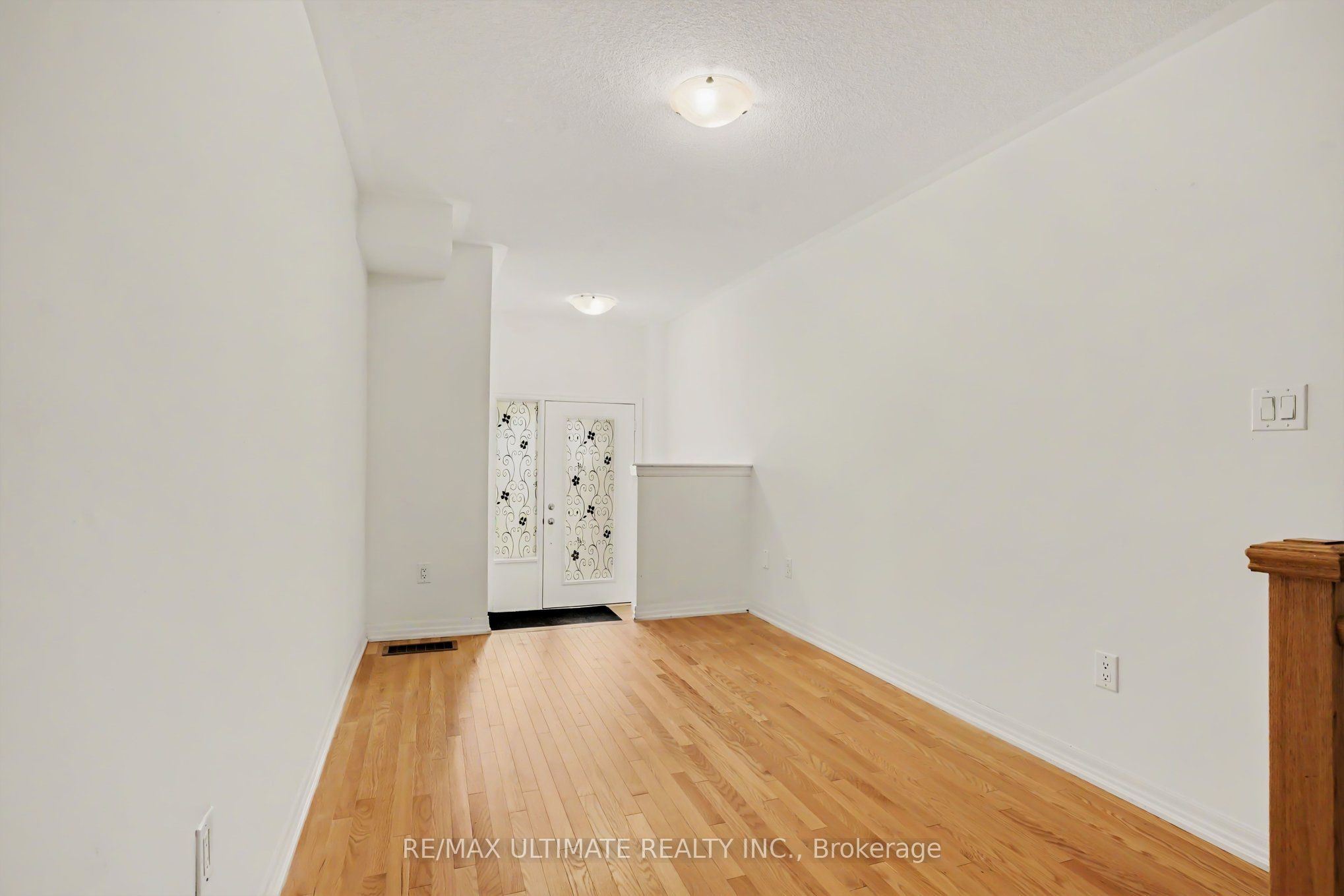 251 Vivant Street Property Photo 2