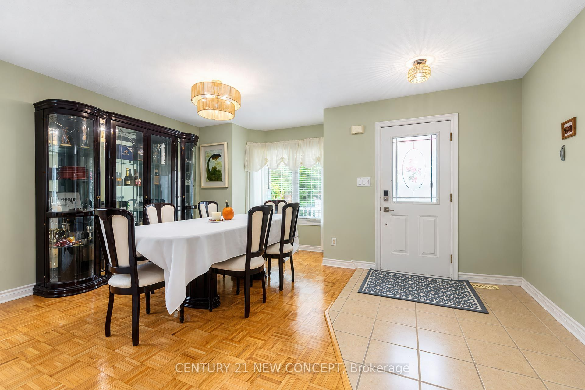 95 Bayview Avenue Property Photo 5