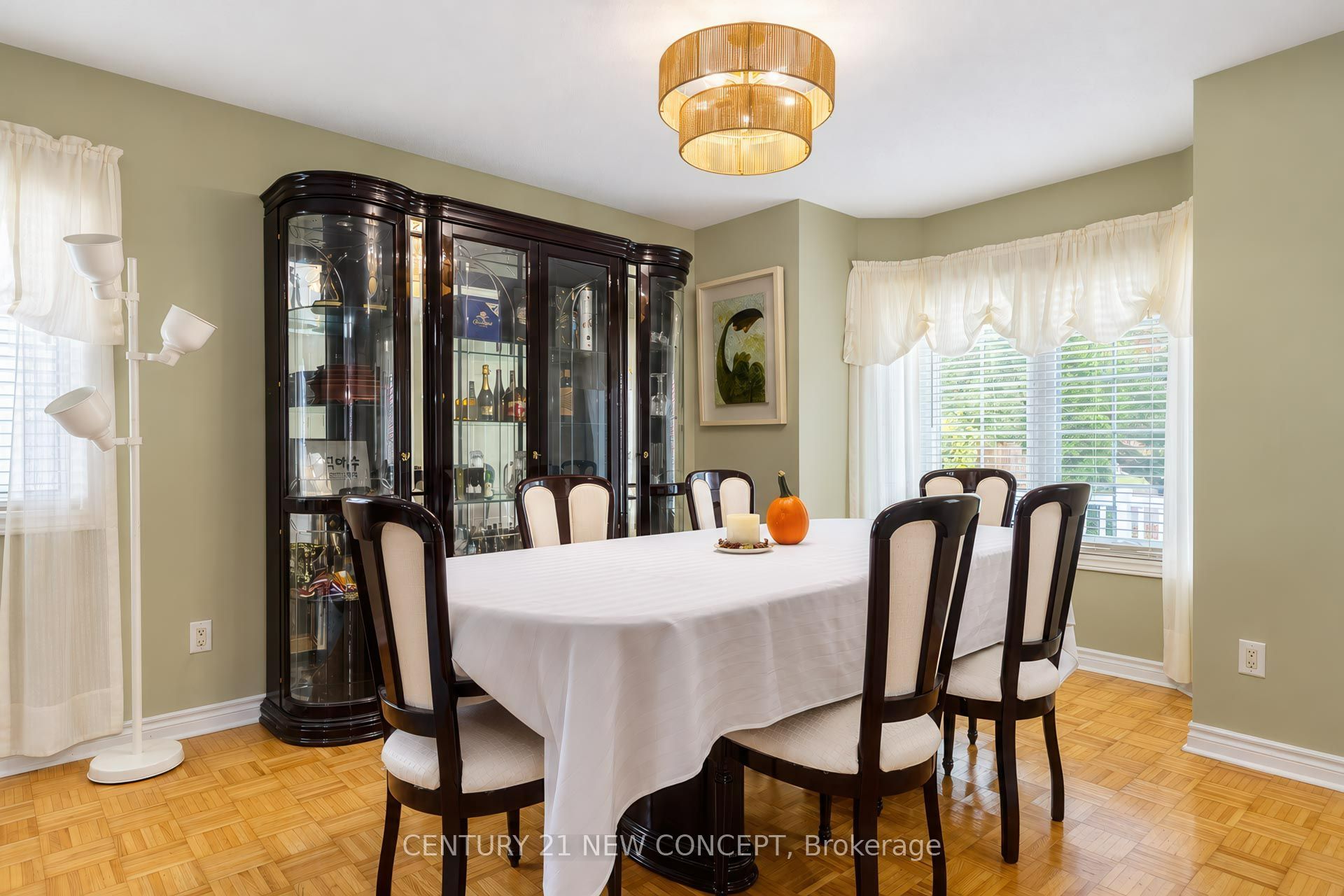 95 Bayview Avenue Property Photo 6