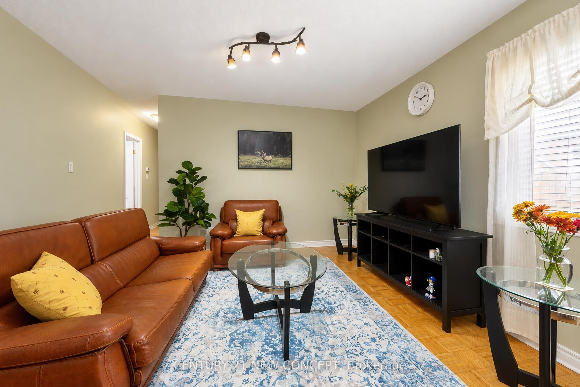 95 Bayview Avenue Property Photo 8