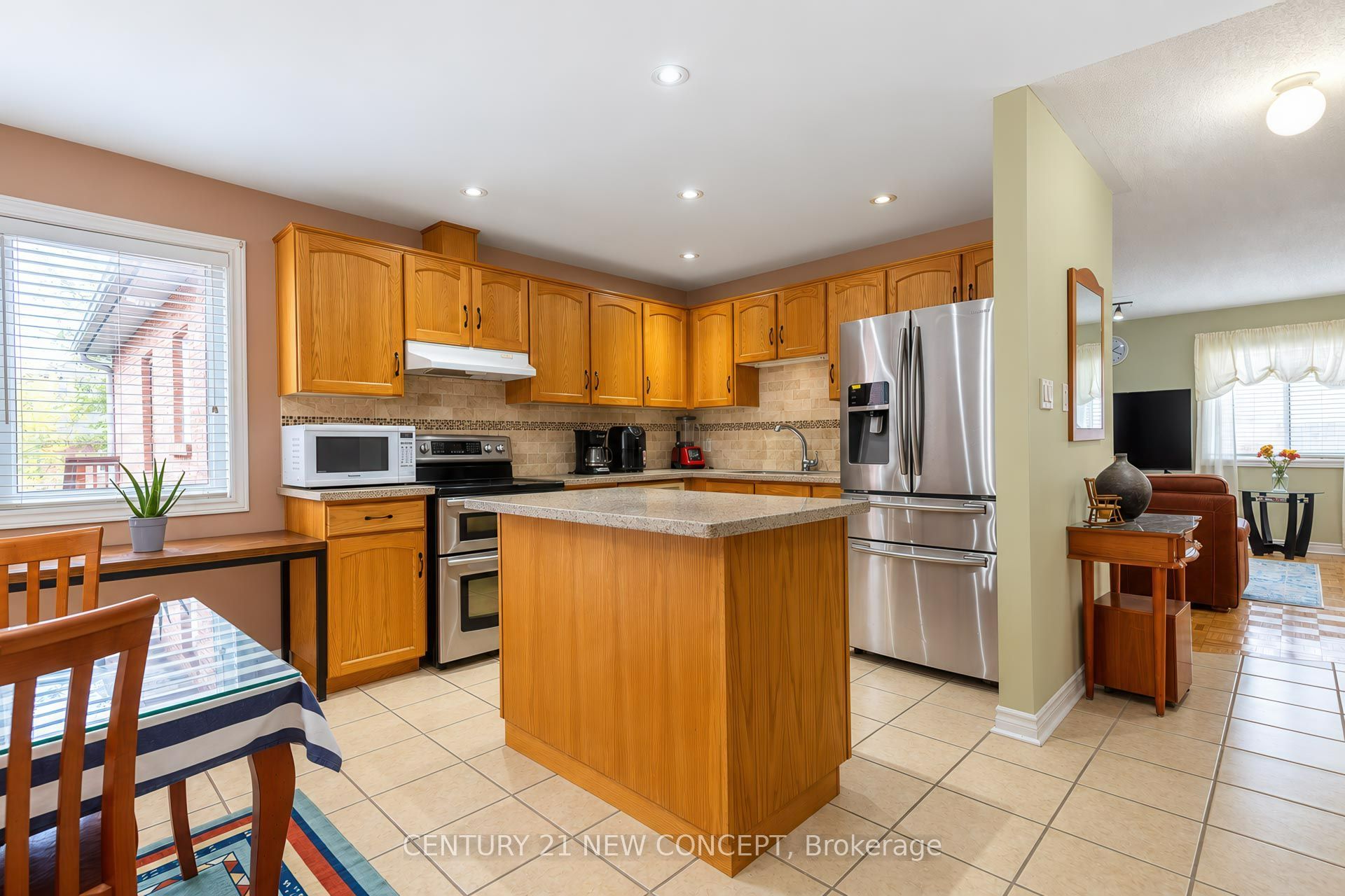 95 Bayview Avenue Property Photo 13