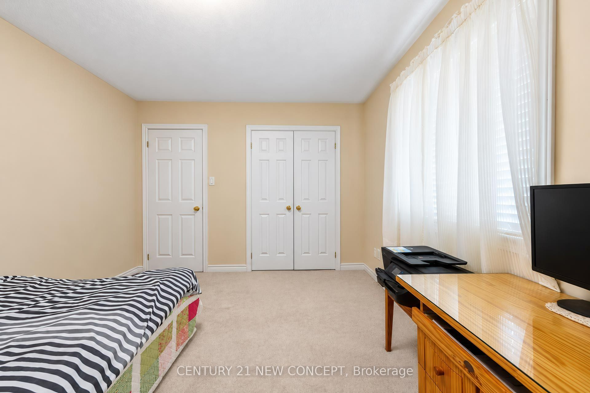 95 Bayview Avenue Property Photo 22