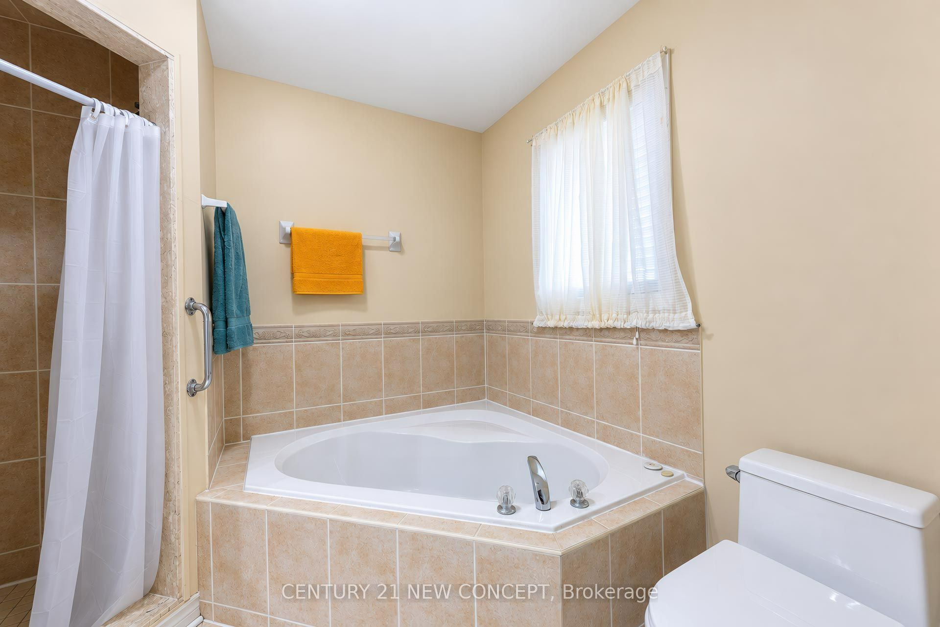 95 Bayview Avenue Property Photo 28