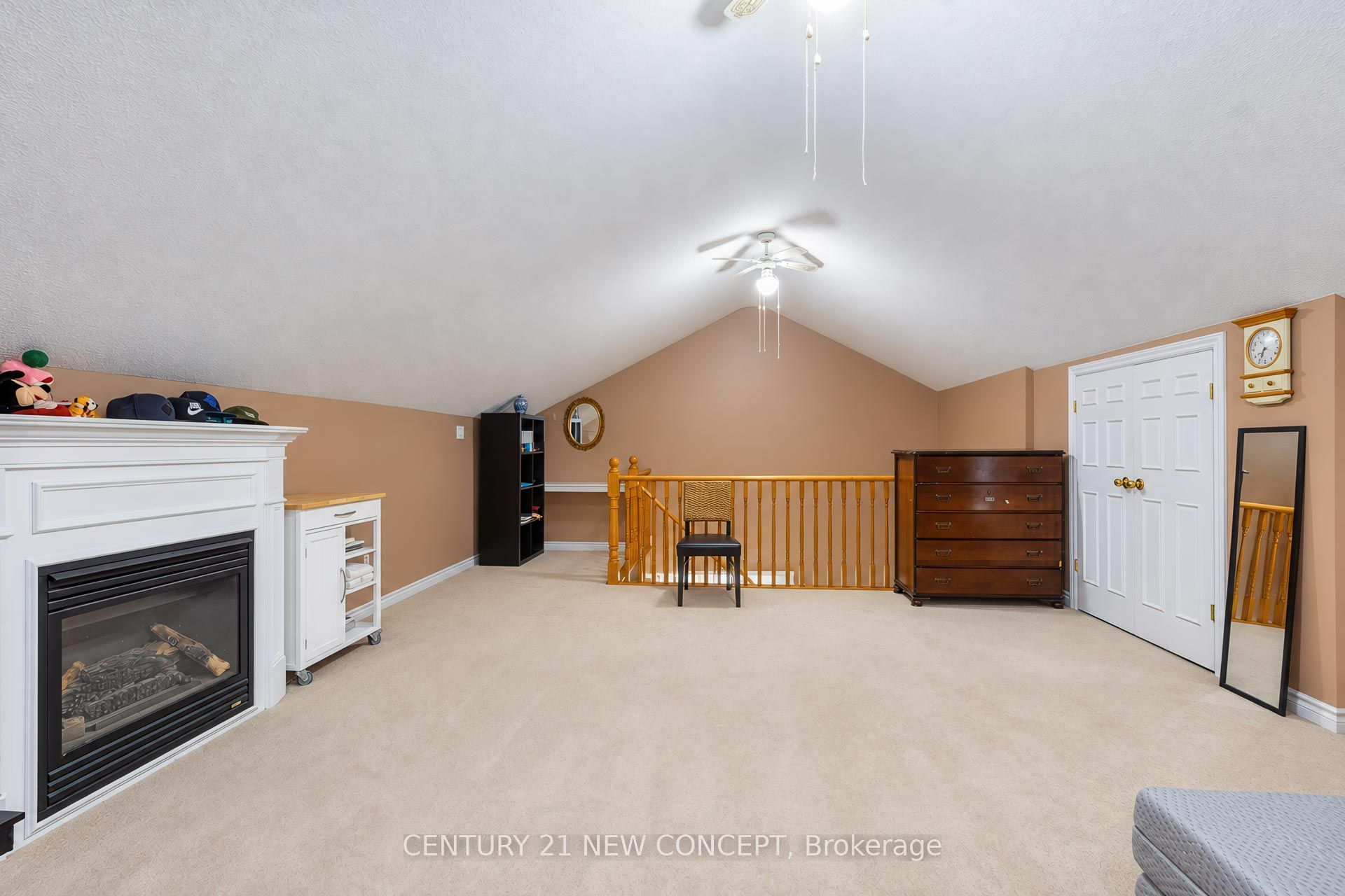 95 Bayview Avenue Property Photo 33
