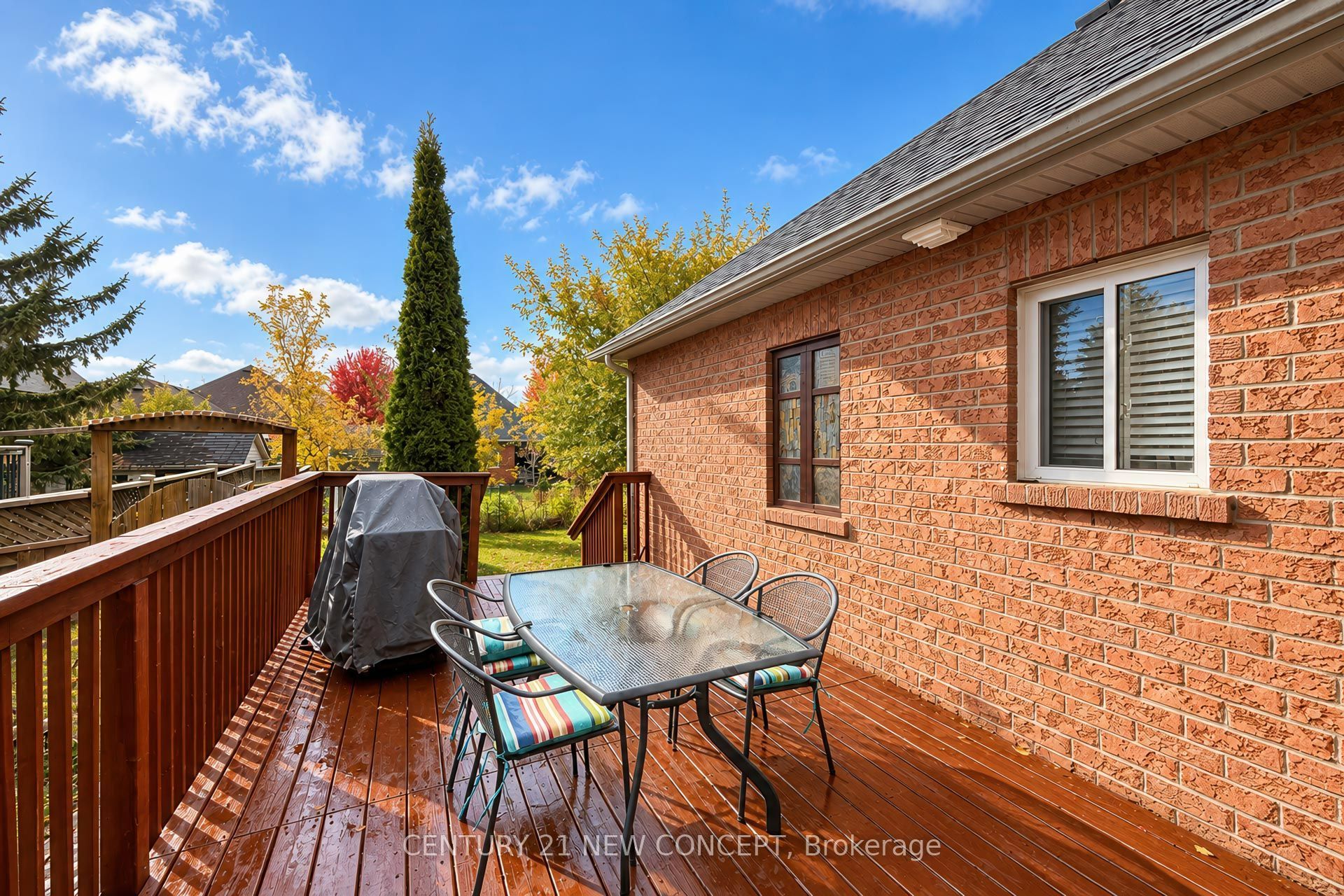 95 Bayview Avenue Property Photo 42