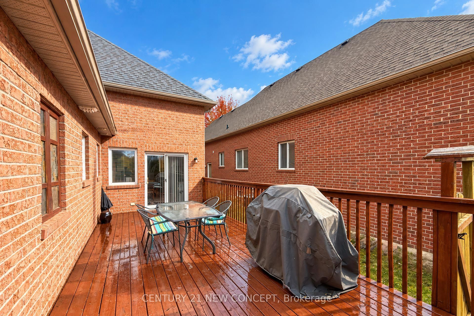 95 Bayview Avenue Property Photo 43