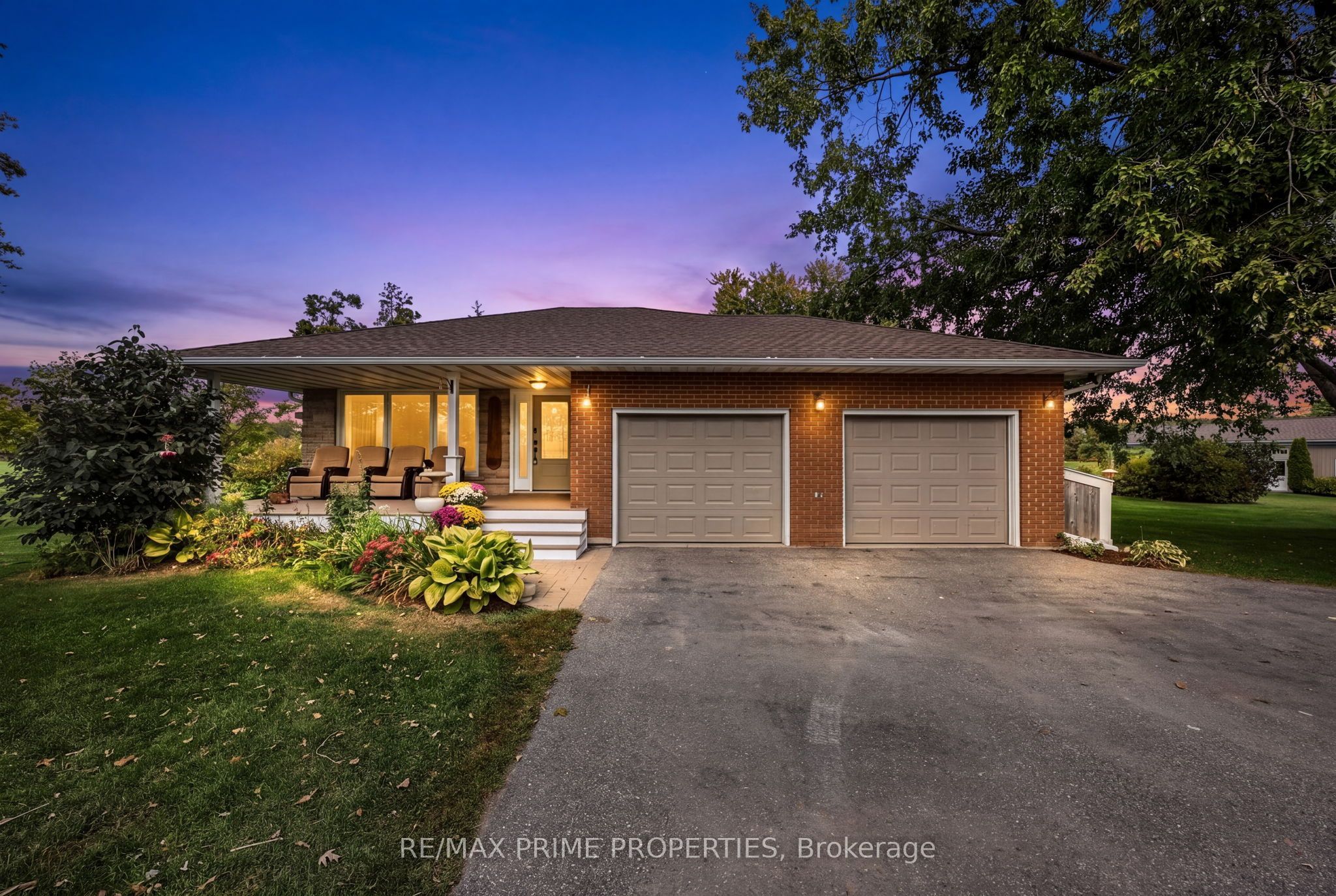 426 Zephyr Road Property Photo 1