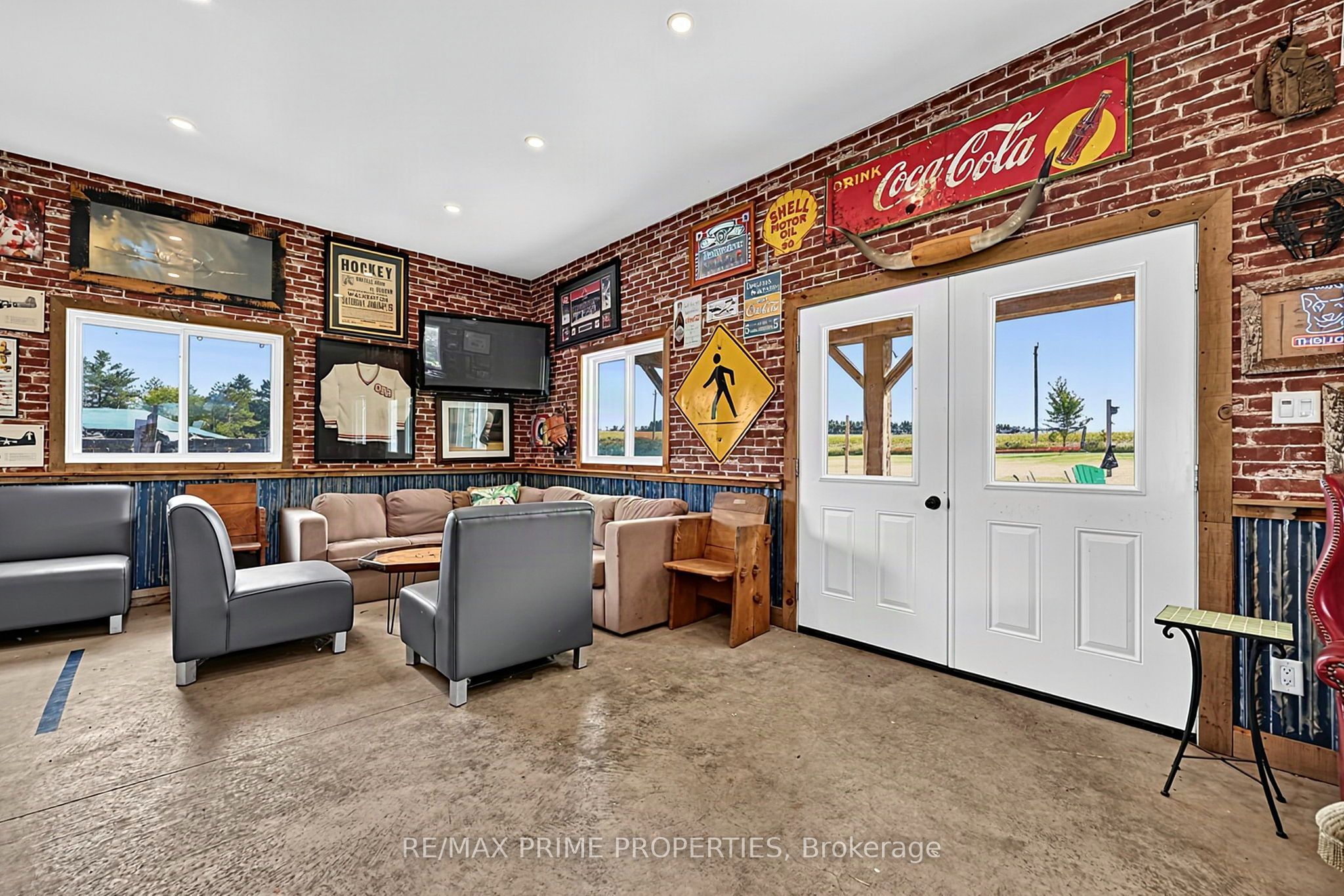 426 Zephyr Road Property Photo 30