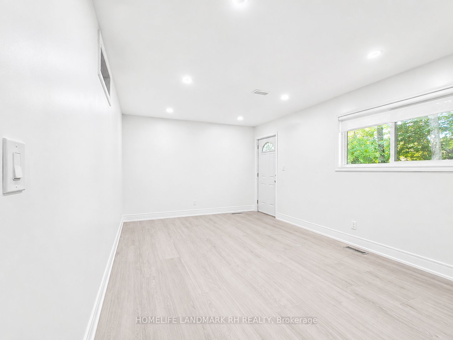 25066 Commodore Road 101 Property Photo 3