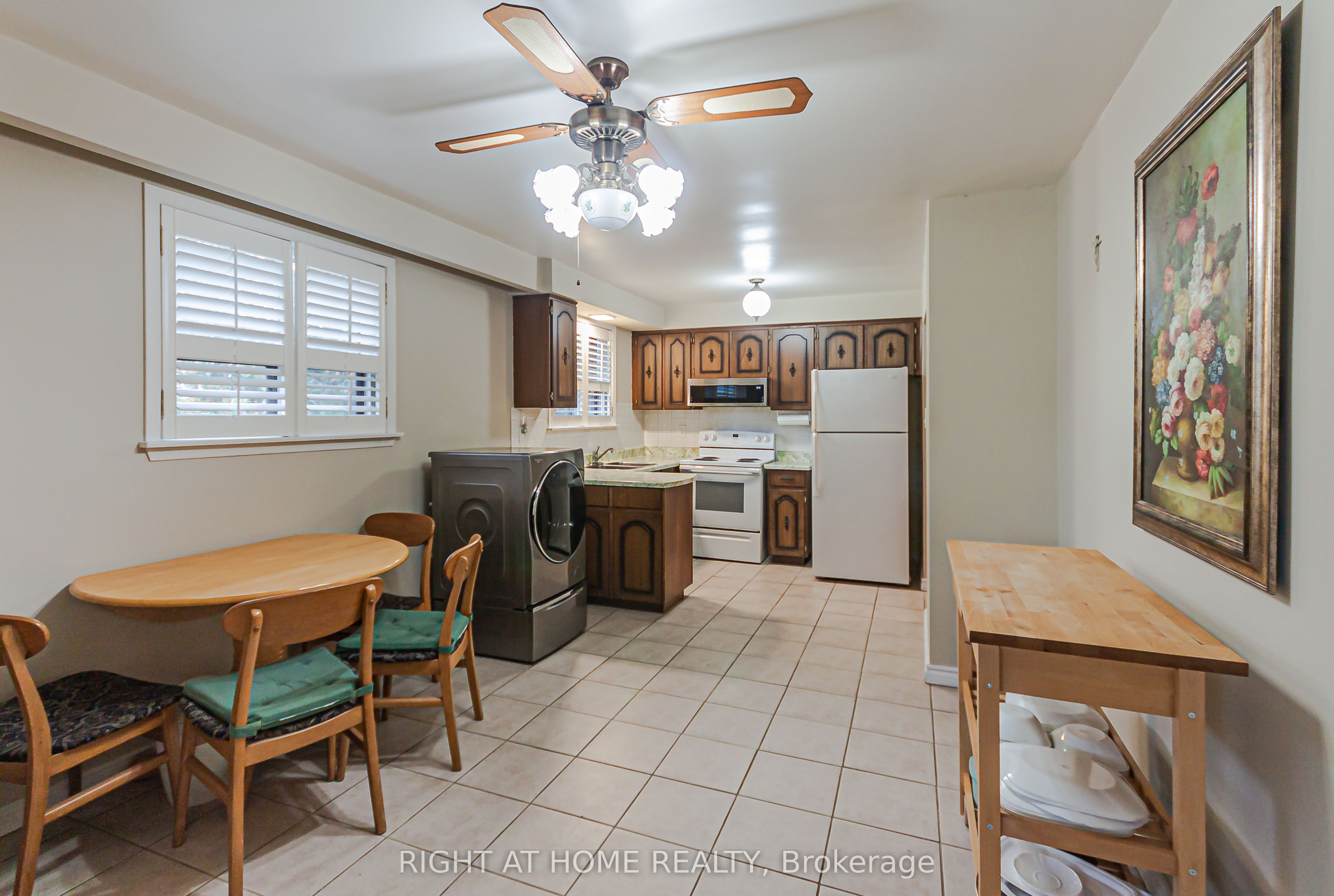 131 Button Road Property Photo 7