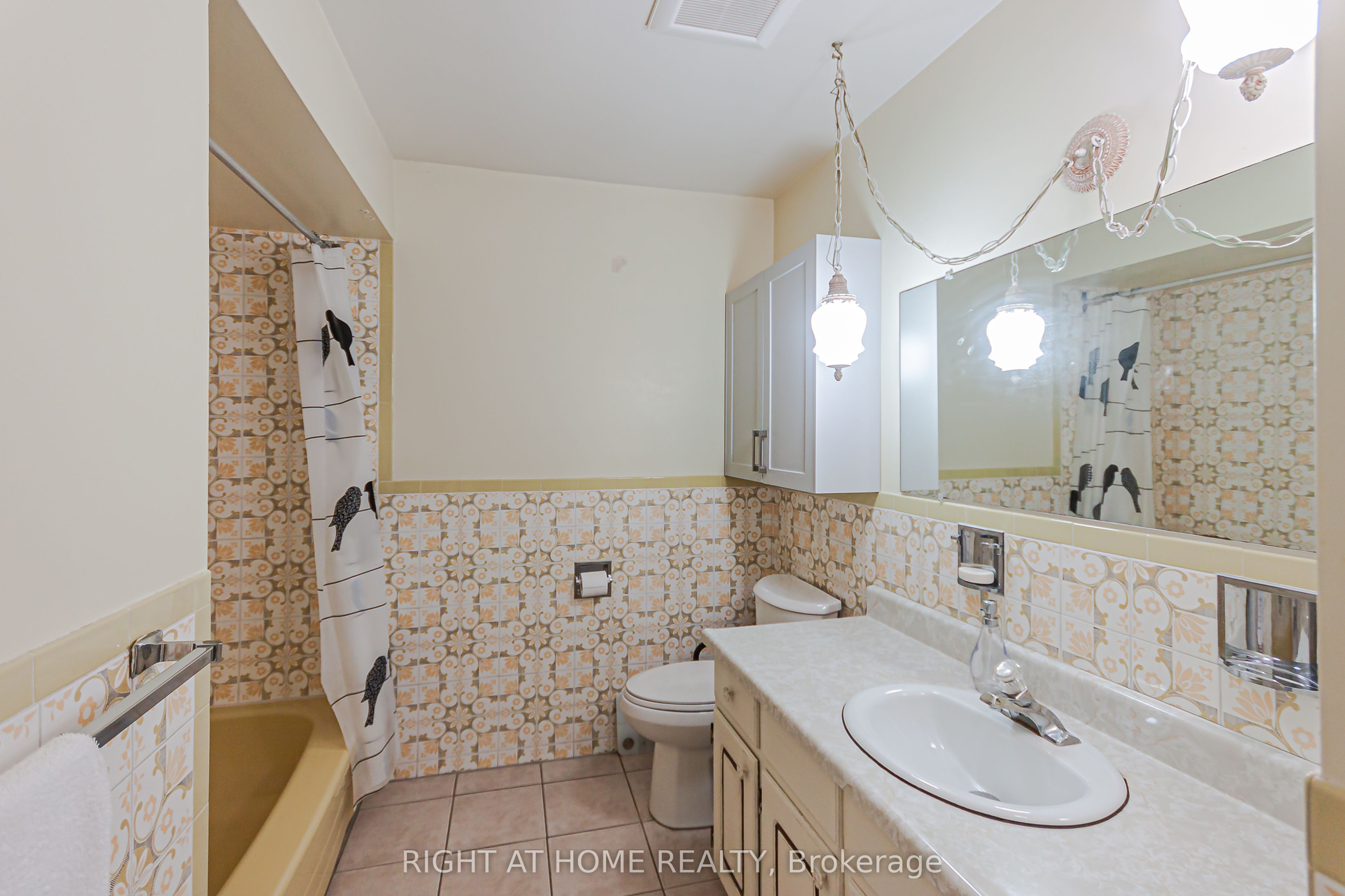131 Button Road Property Photo 10