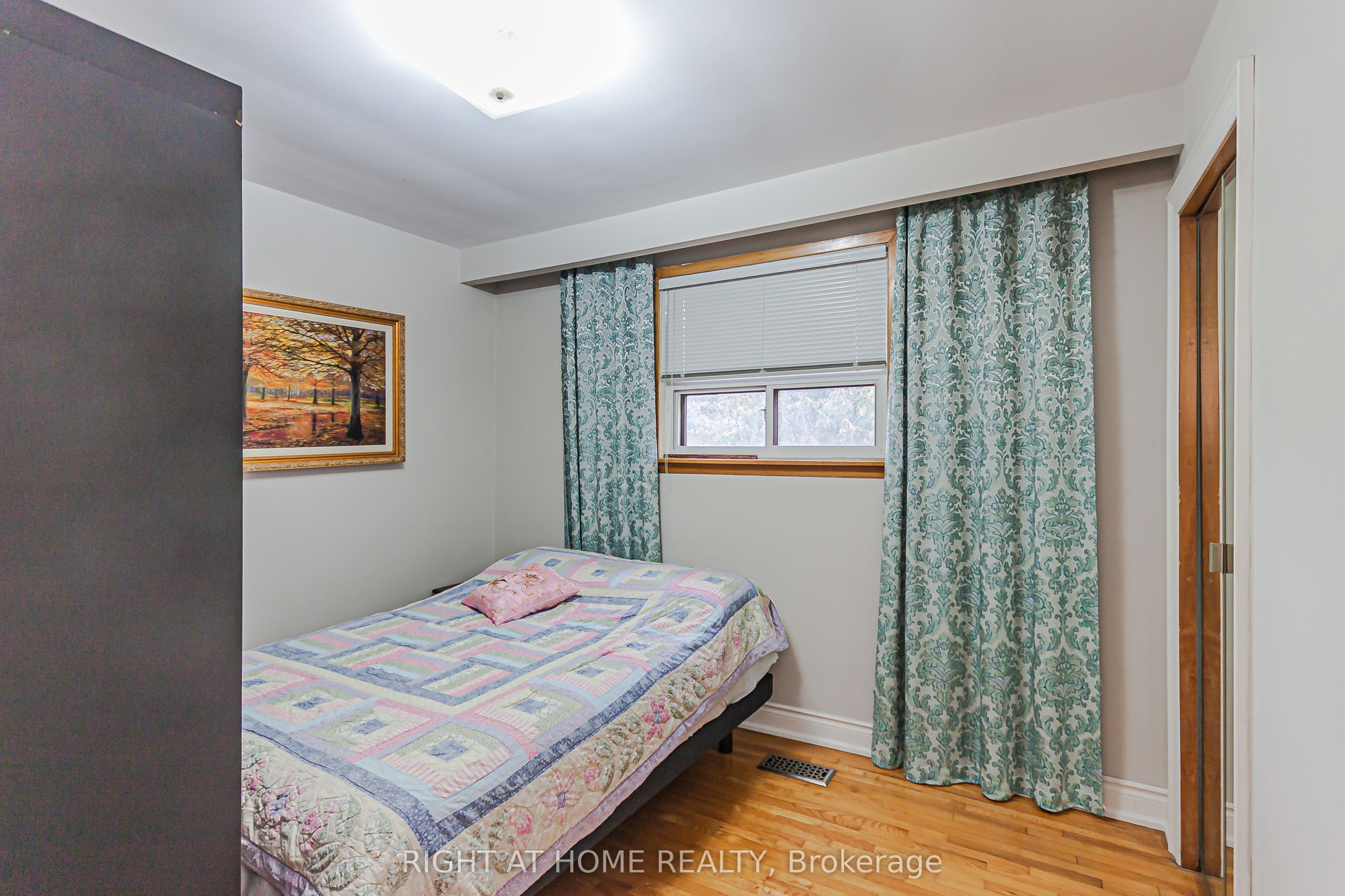 131 Button Road Property Photo 11