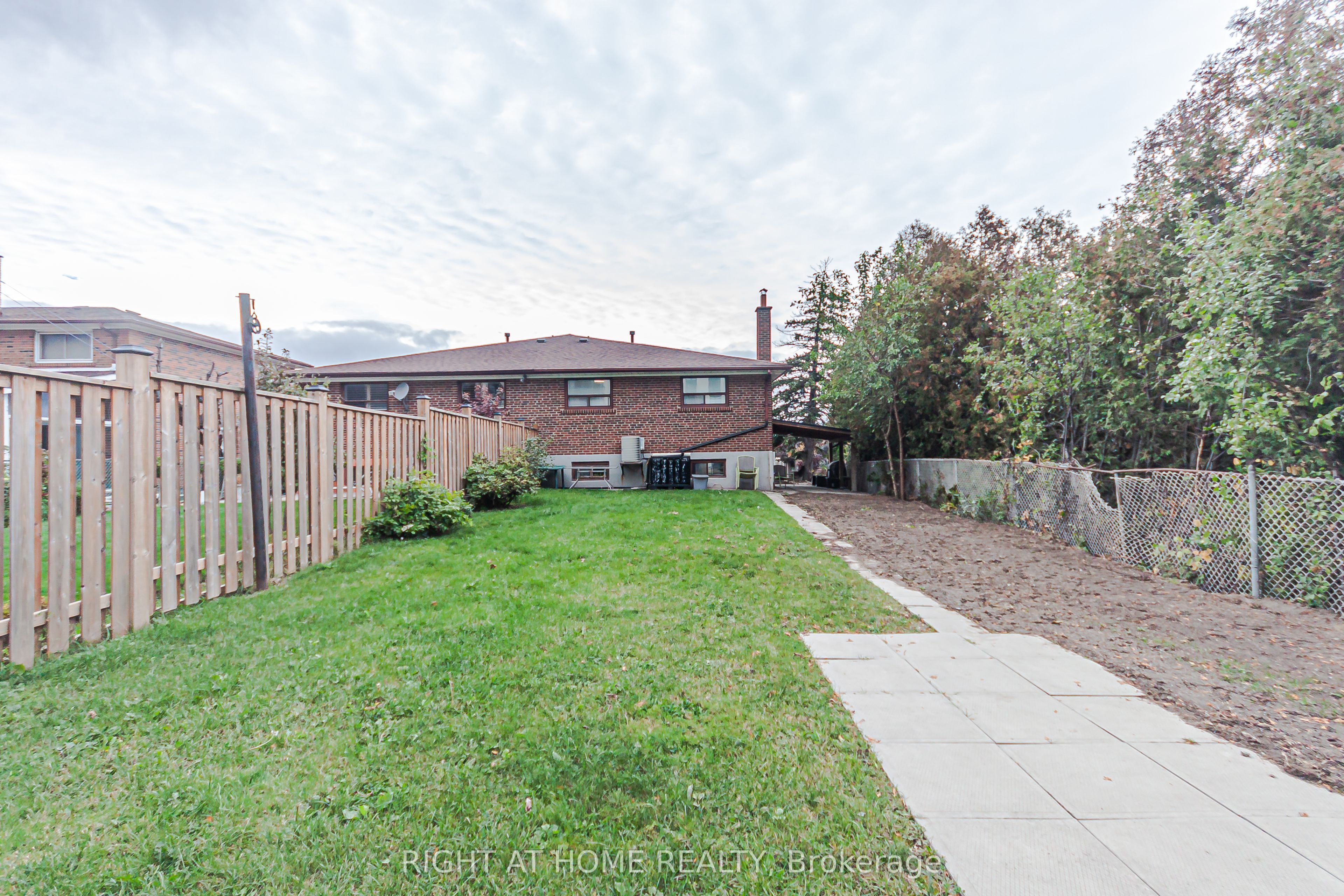 131 Button Road Property Photo 20