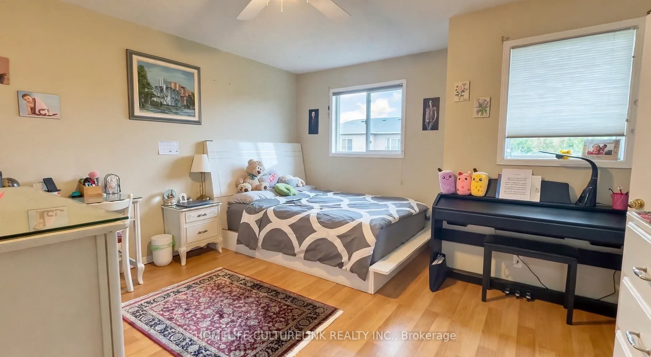 24 Cape Breton Court Property Photo 9
