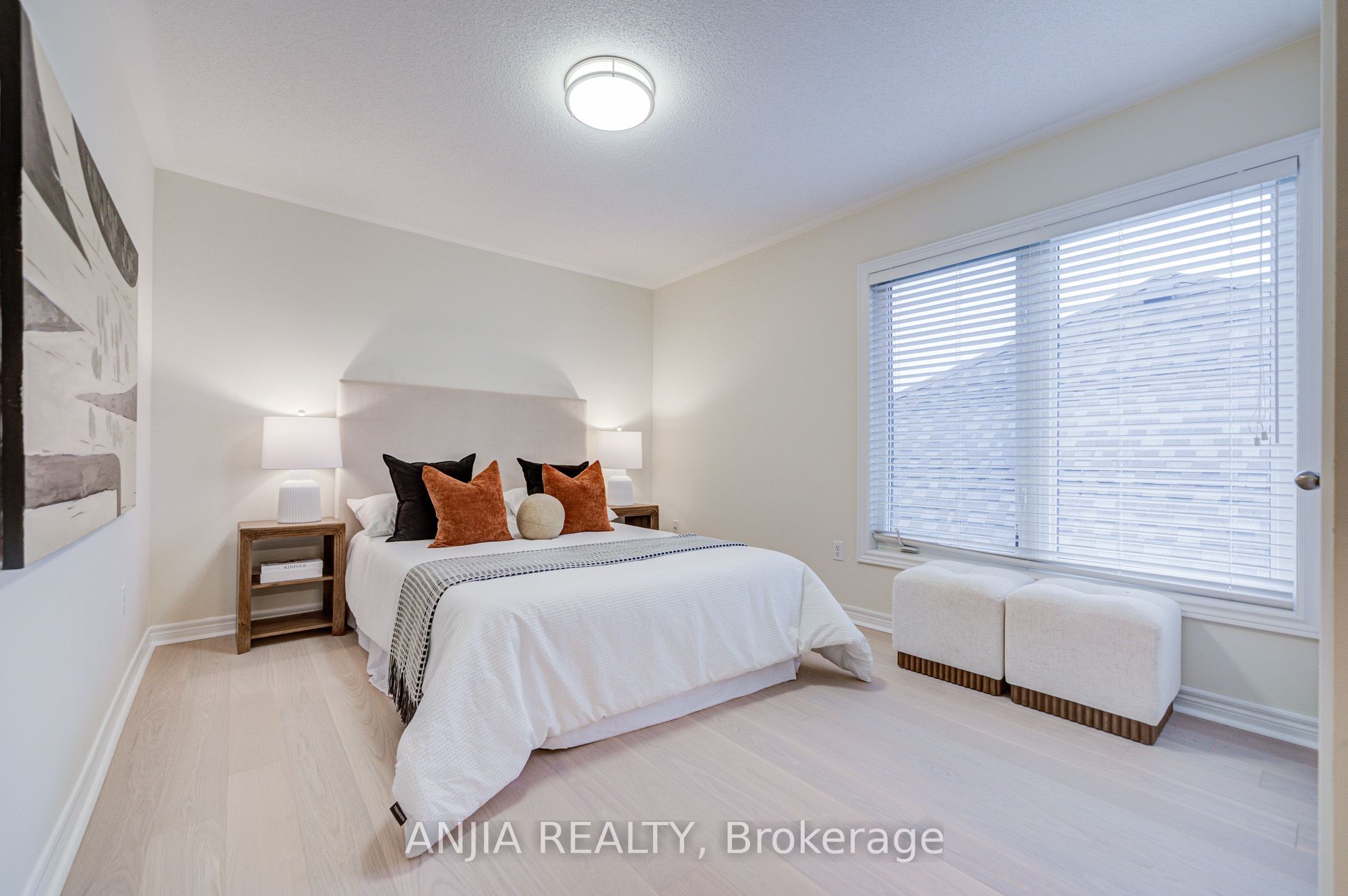 2406 Bur Oak Avenue Property Photo 18