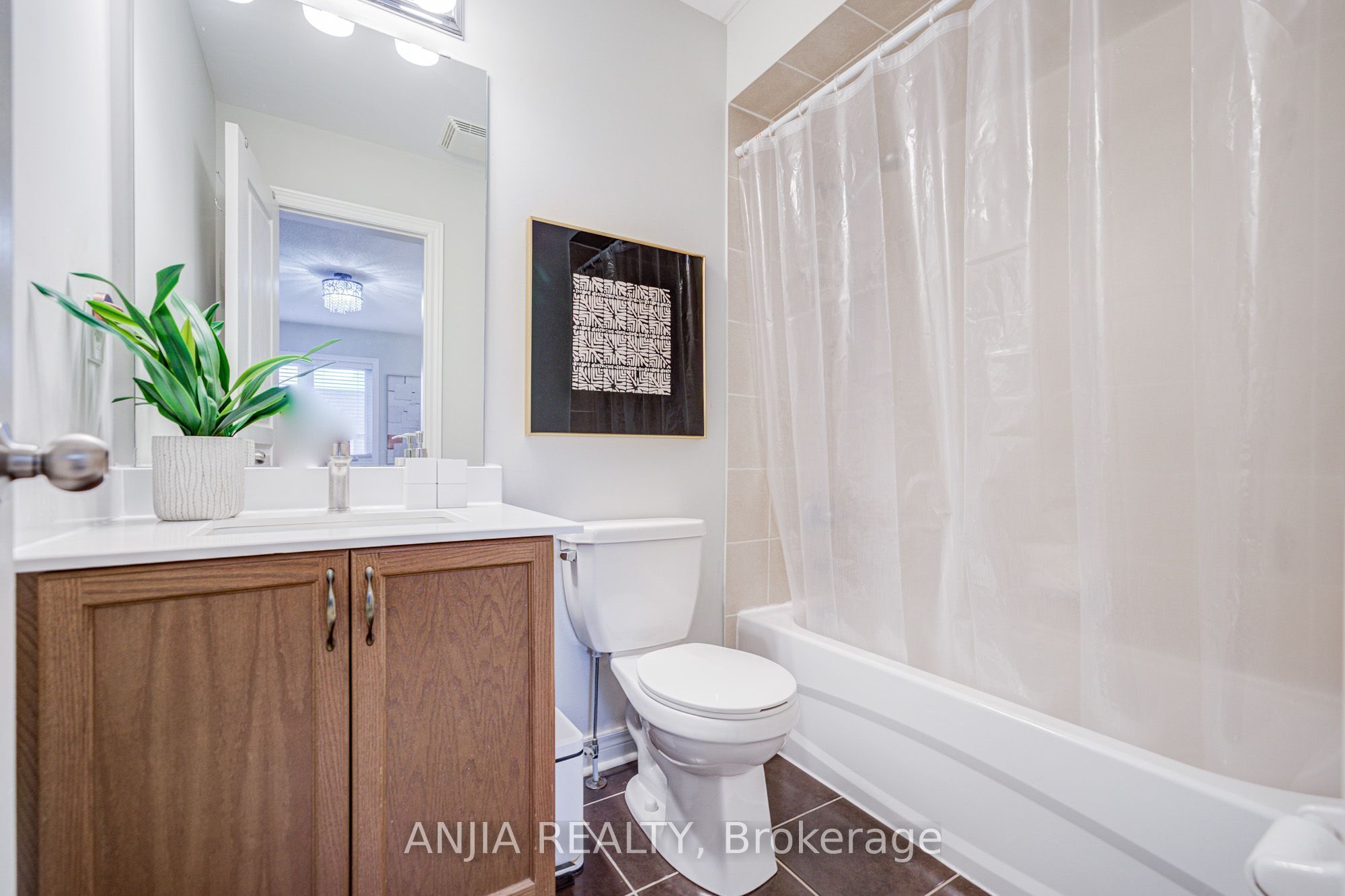 2406 Bur Oak Avenue Property Photo 30