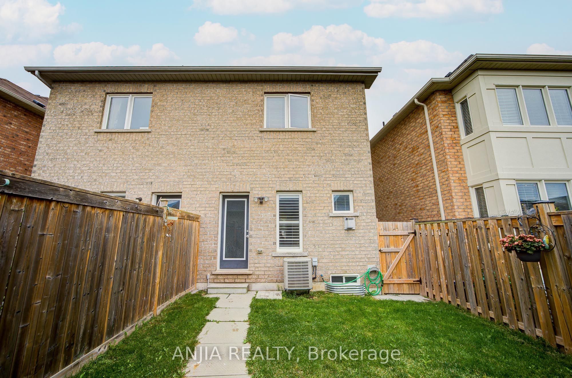 2406 Bur Oak Avenue Property Photo 31