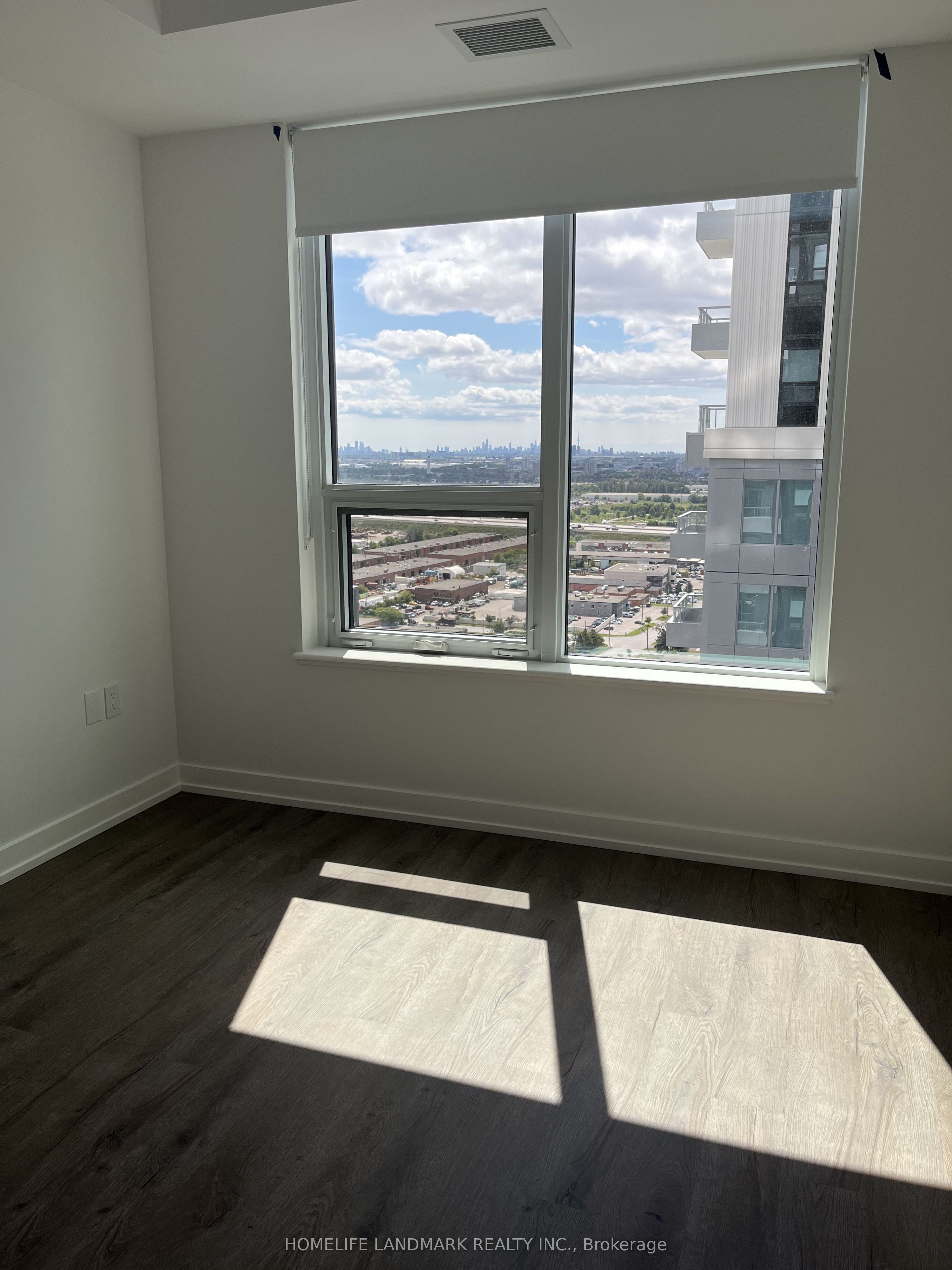 2851 Highway 7 Road Tower A 2406 Property Photo 11