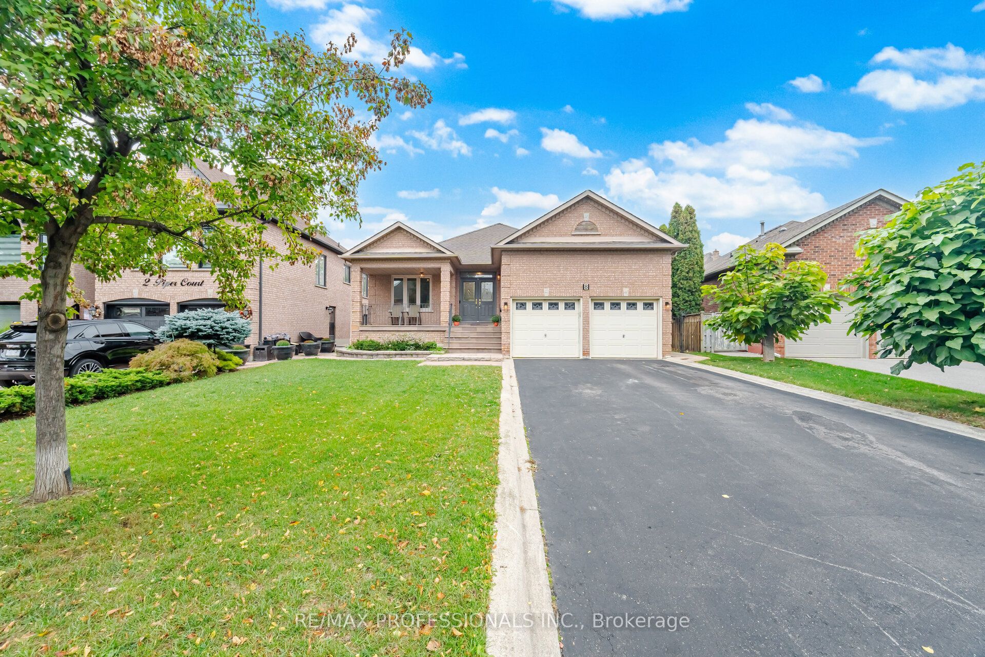 8 Piper Court Property Photo 1