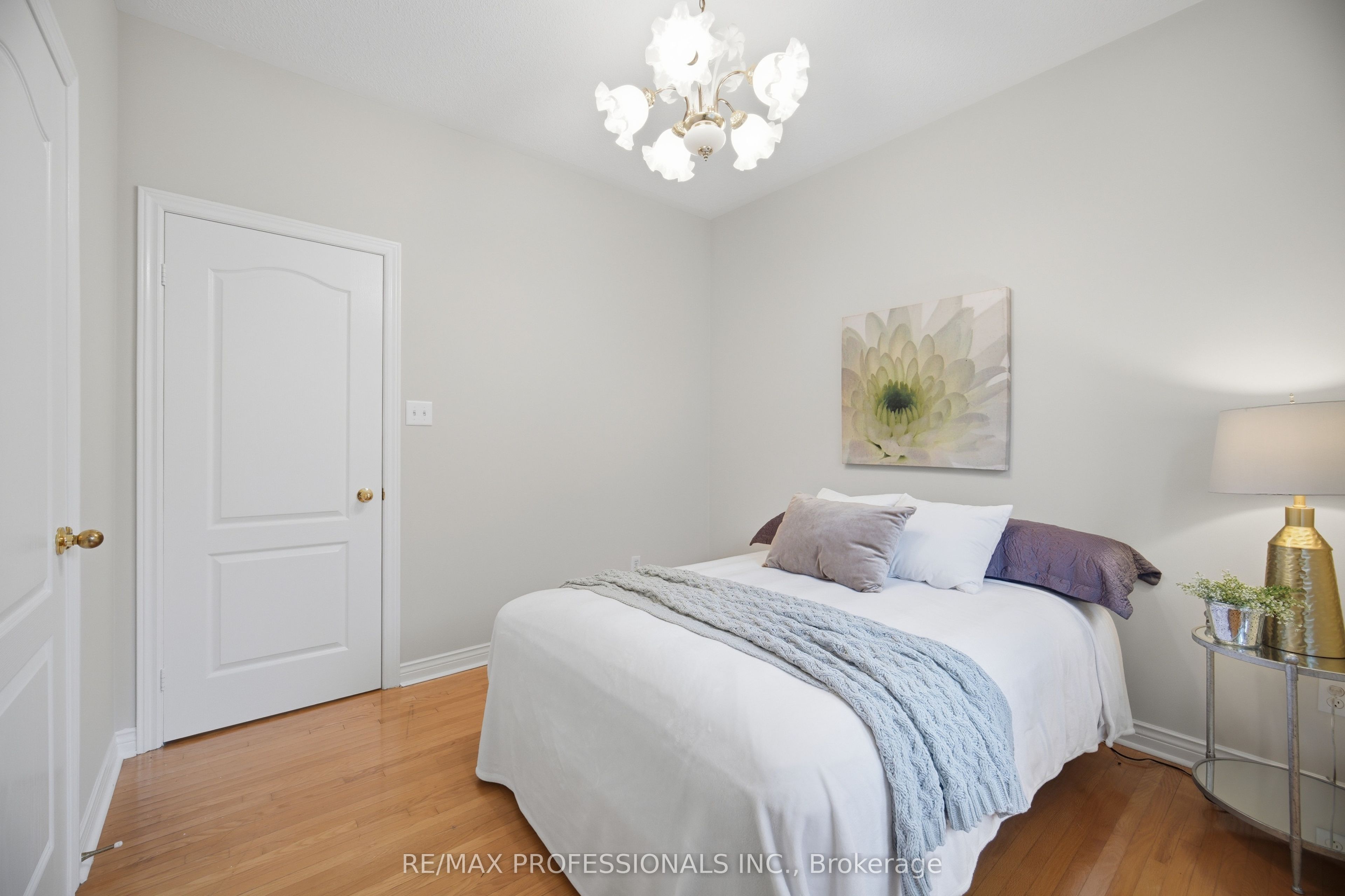 8 Piper Court Property Photo 25