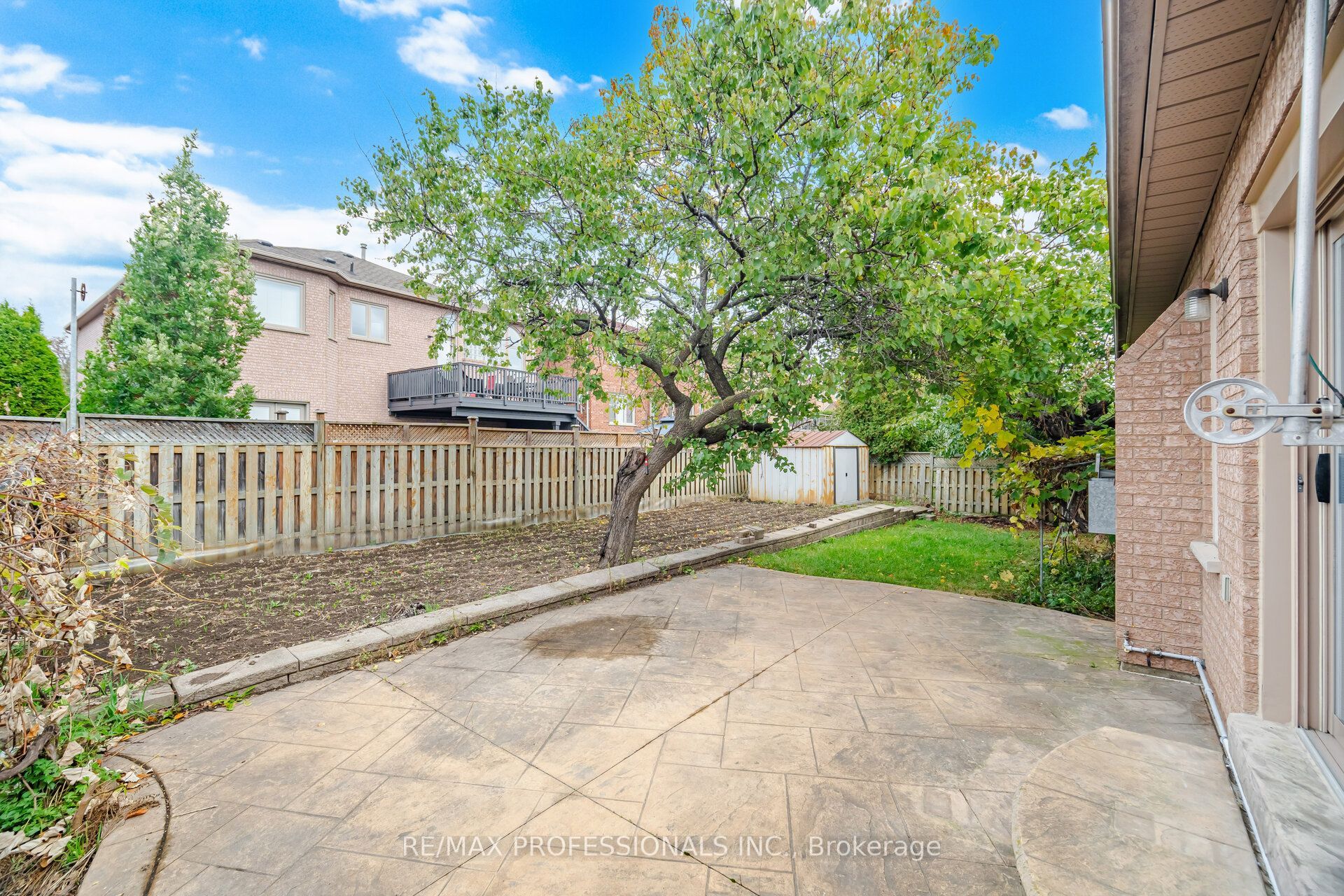 8 Piper Court Property Photo 41