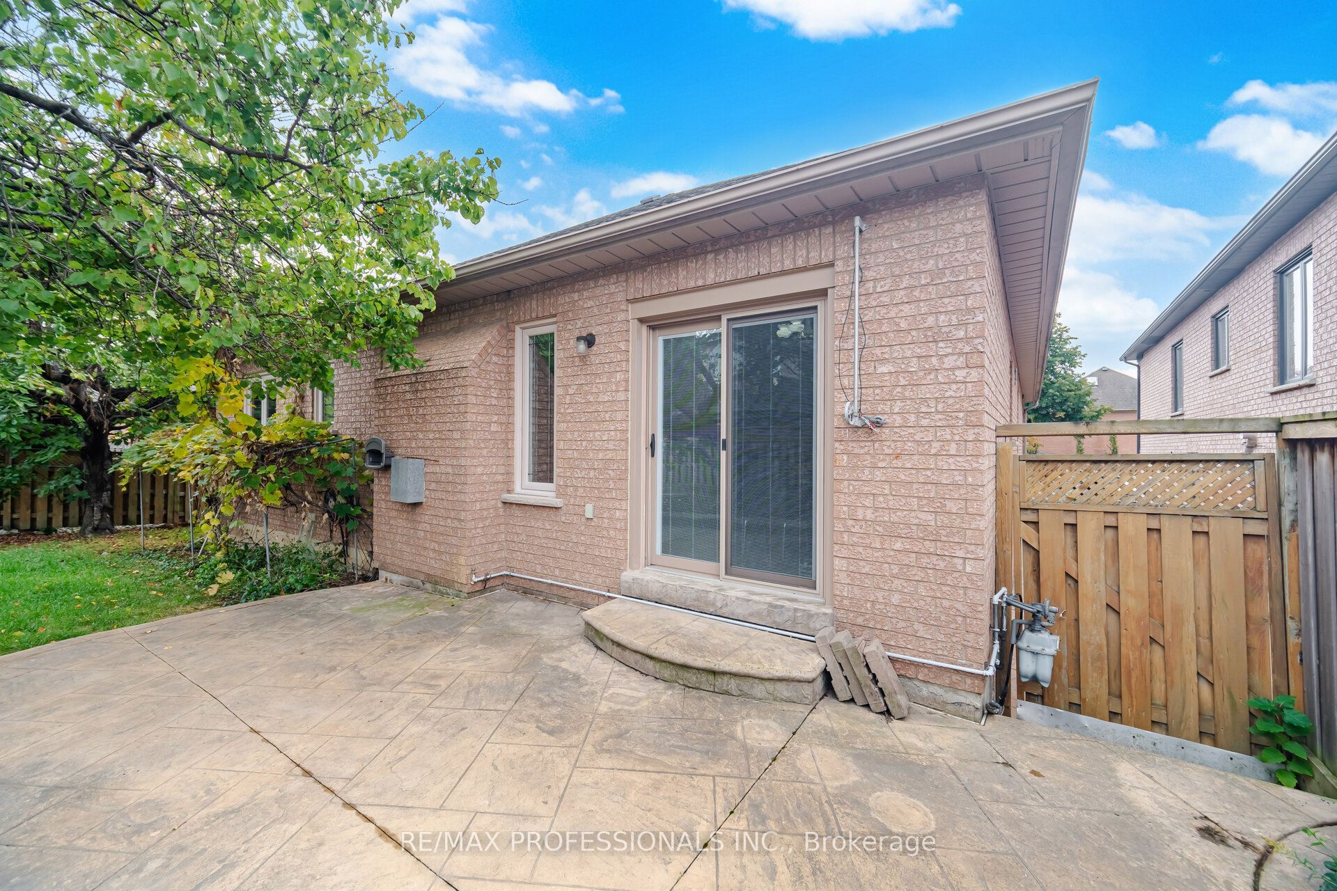 8 Piper Court Property Photo 42