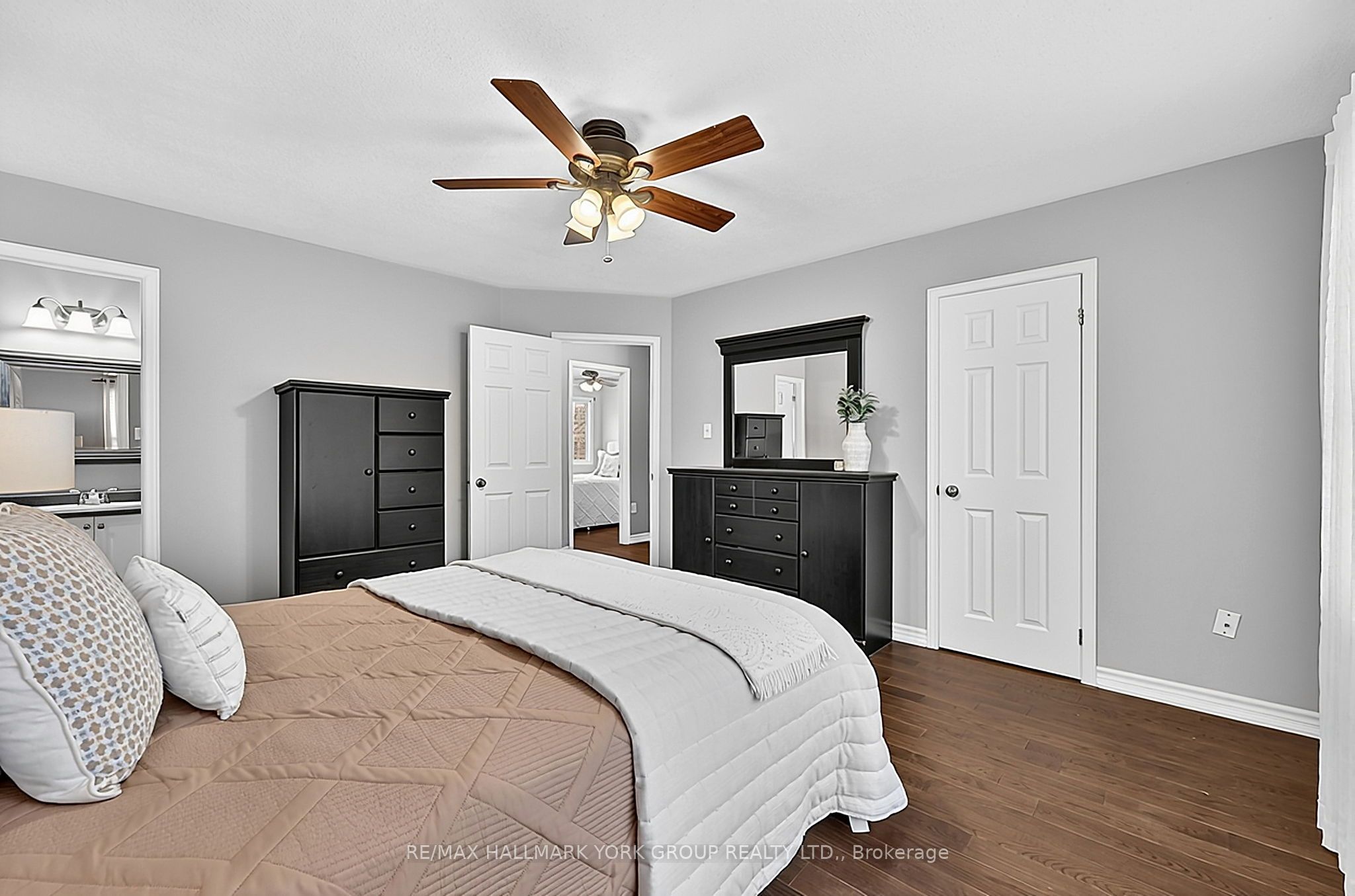 378 Marble Place Property Photo 8