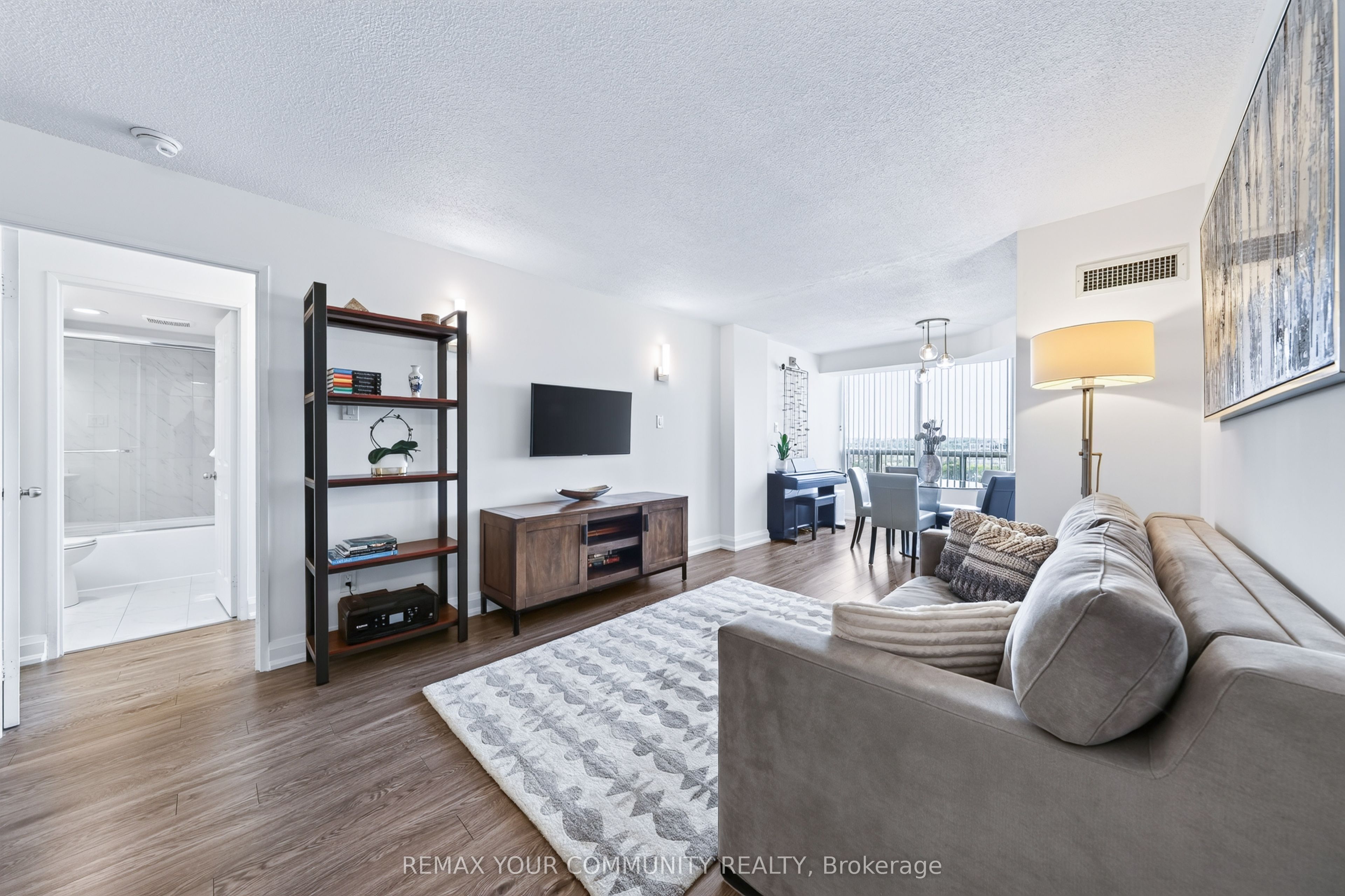 8501 Bayview Avenue 1011 Property Photo 12