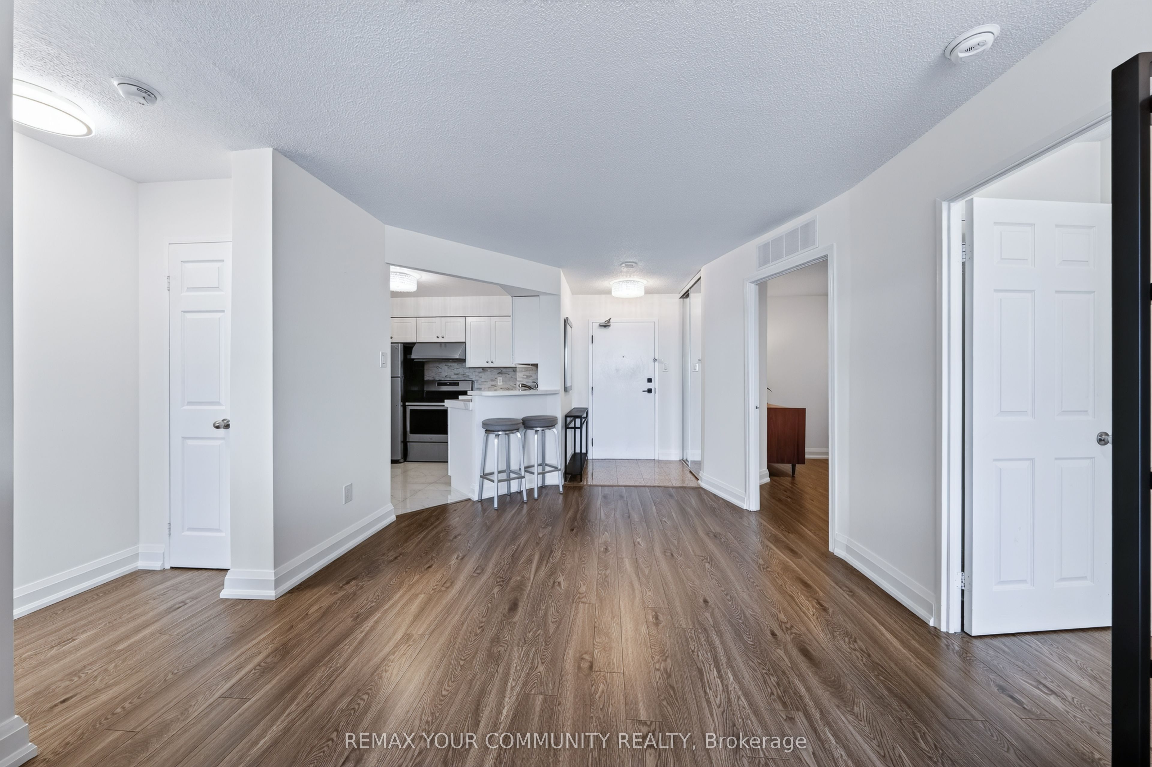 8501 Bayview Avenue 1011 Property Photo 18