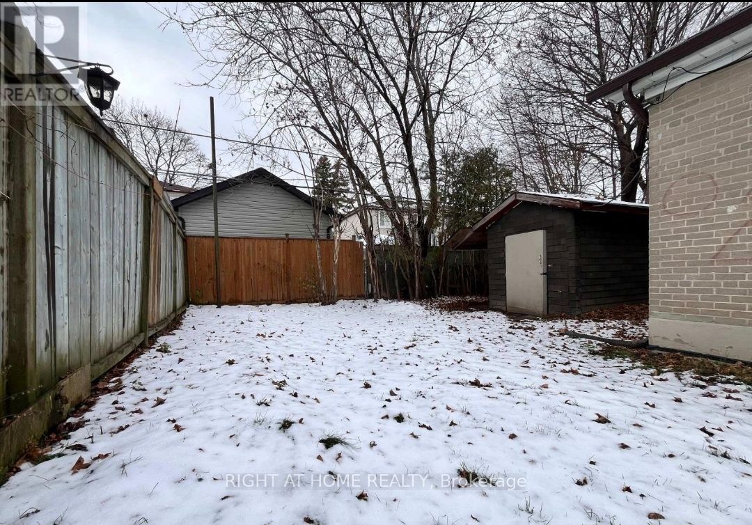 195 Taylor Mills Drive N Upper Property Photo 20