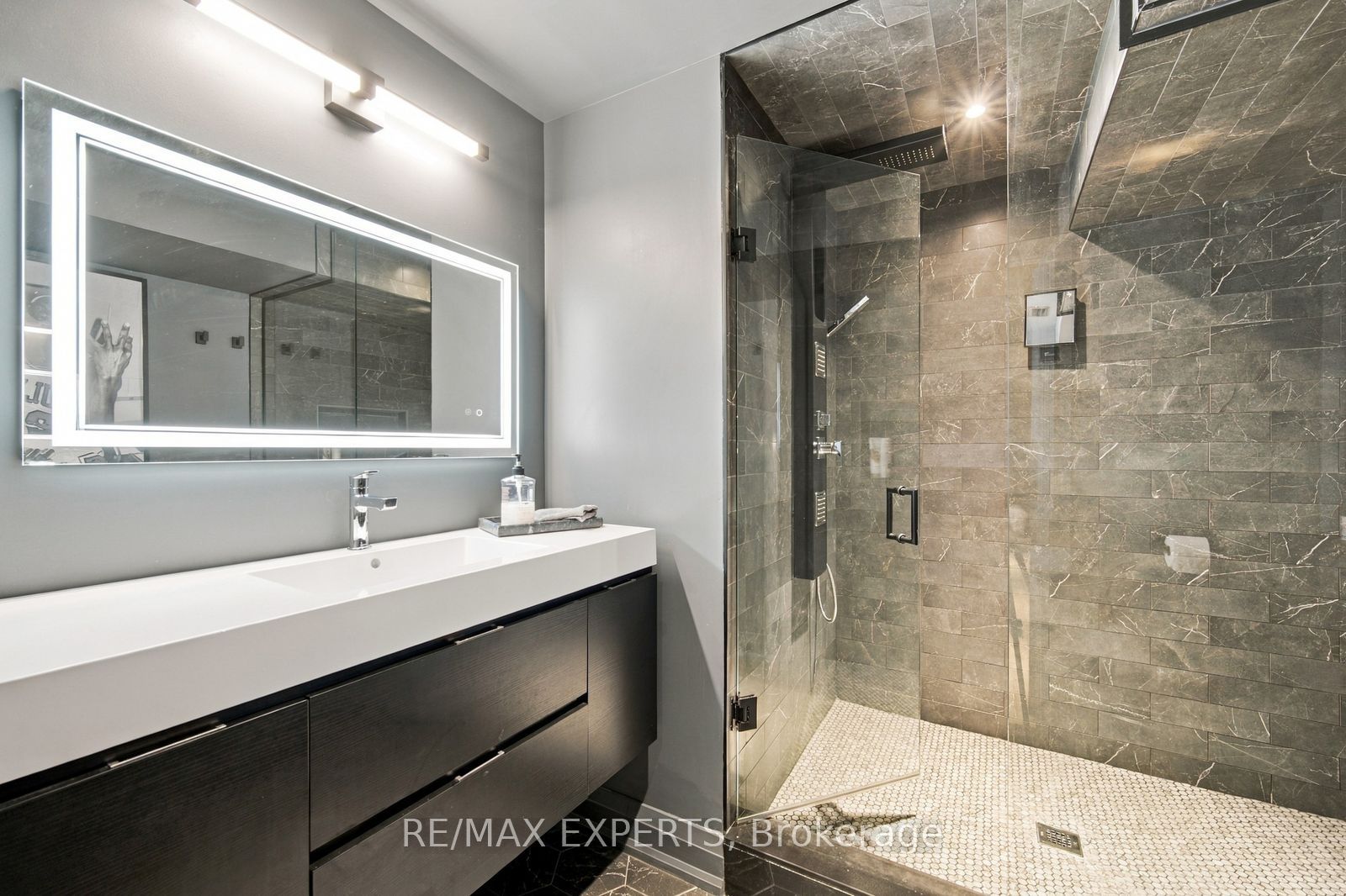 36 Jade Crescent Property Photo 37