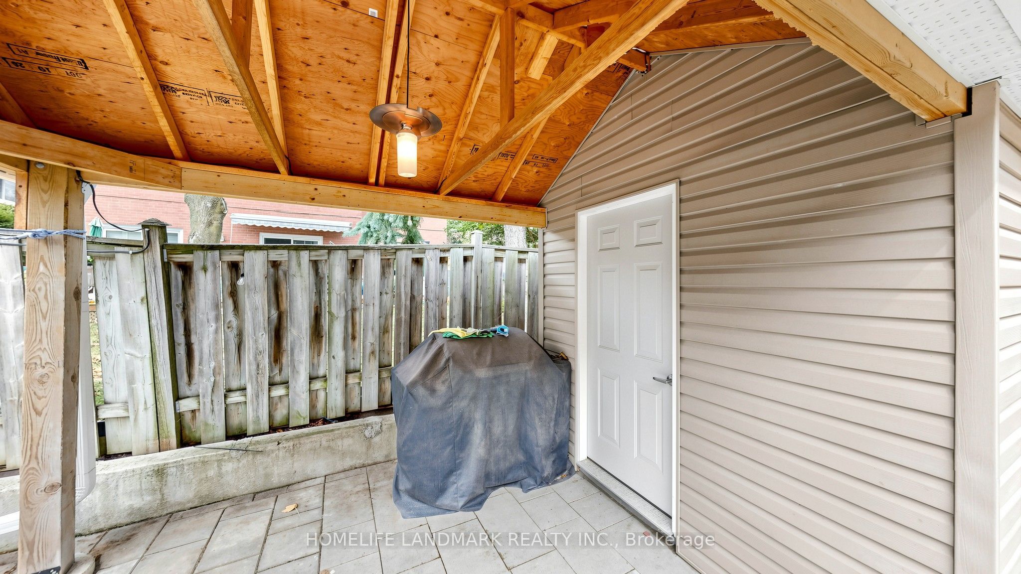 4 Bishop Crescent Property Photo 27