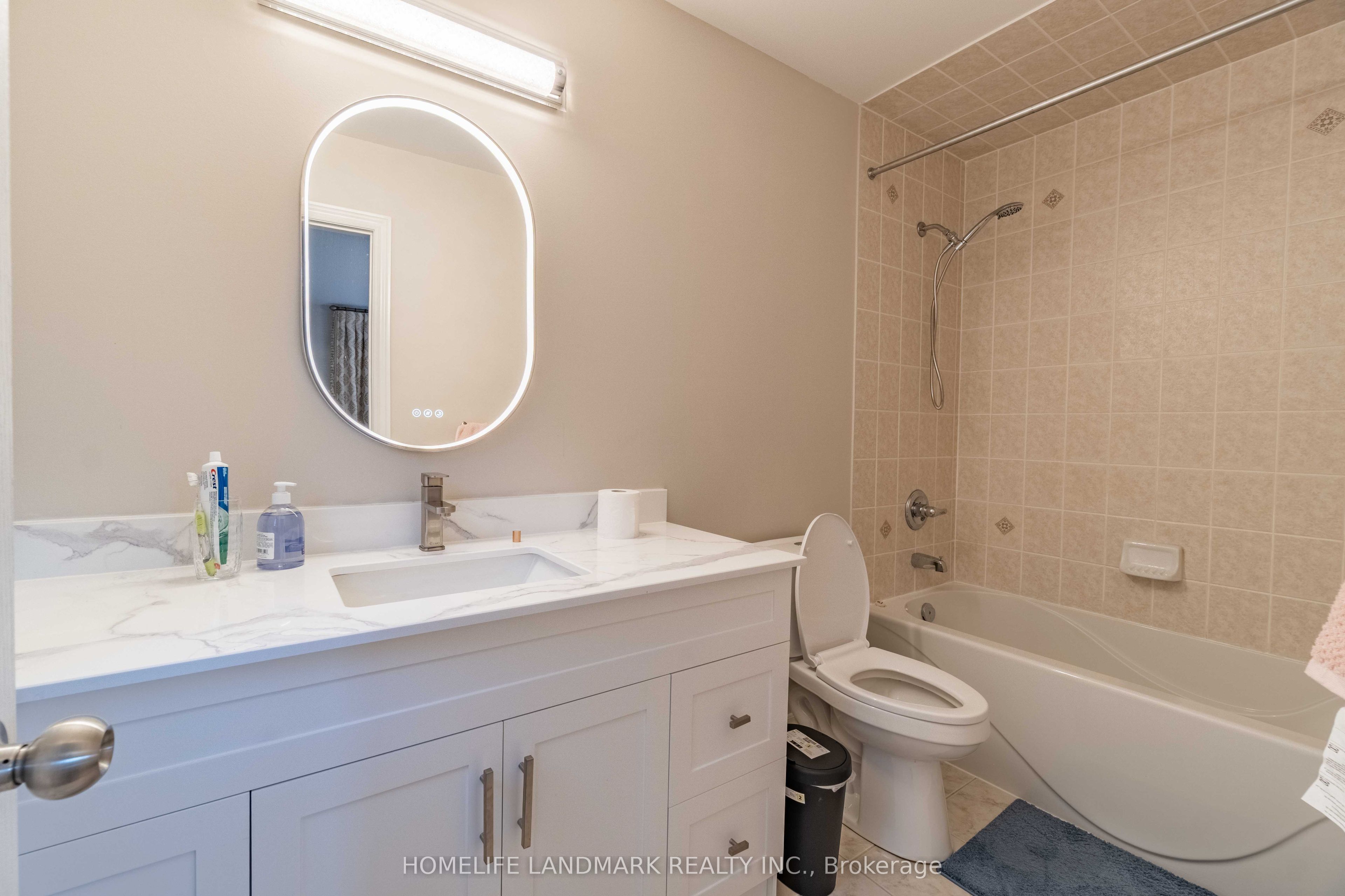 98 Thornhill Ravines Crescent Property Photo 19