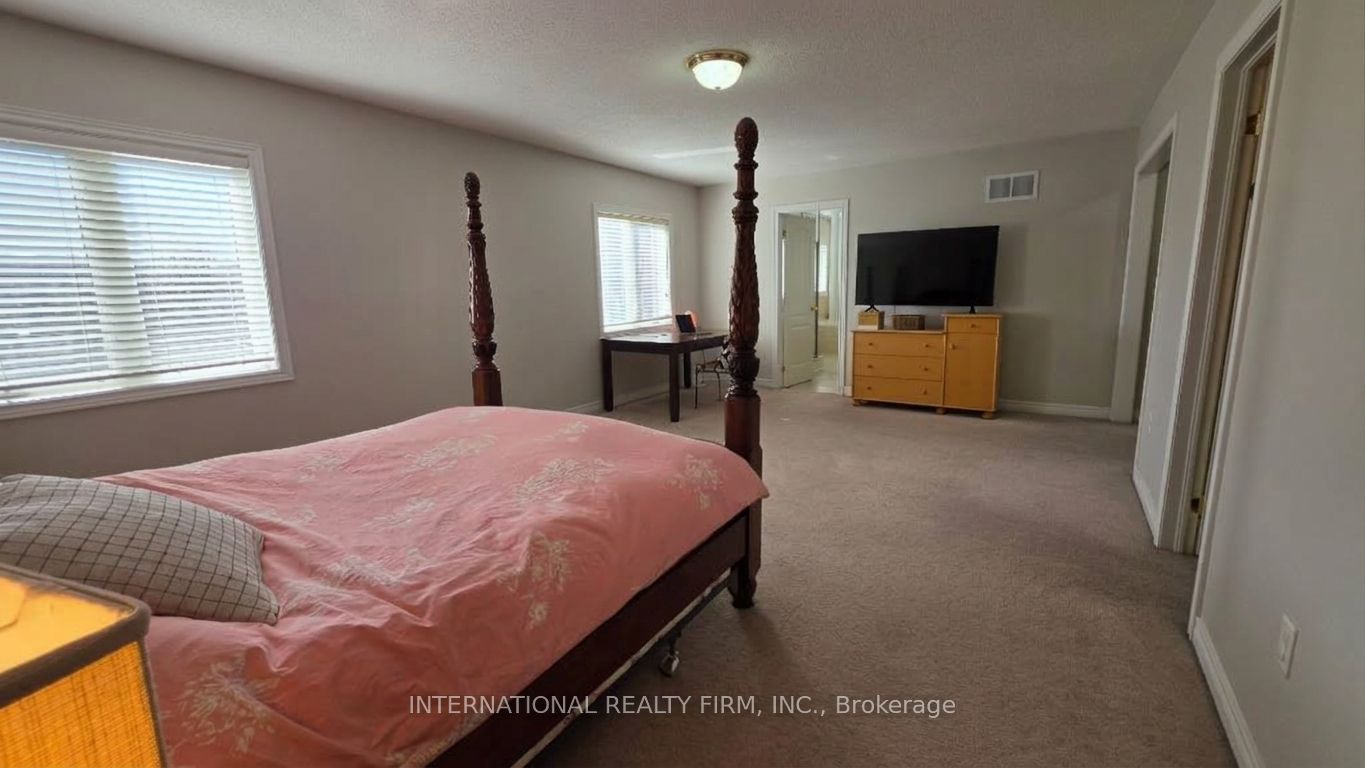 30 Se O'hara Crescent Property Photo 23