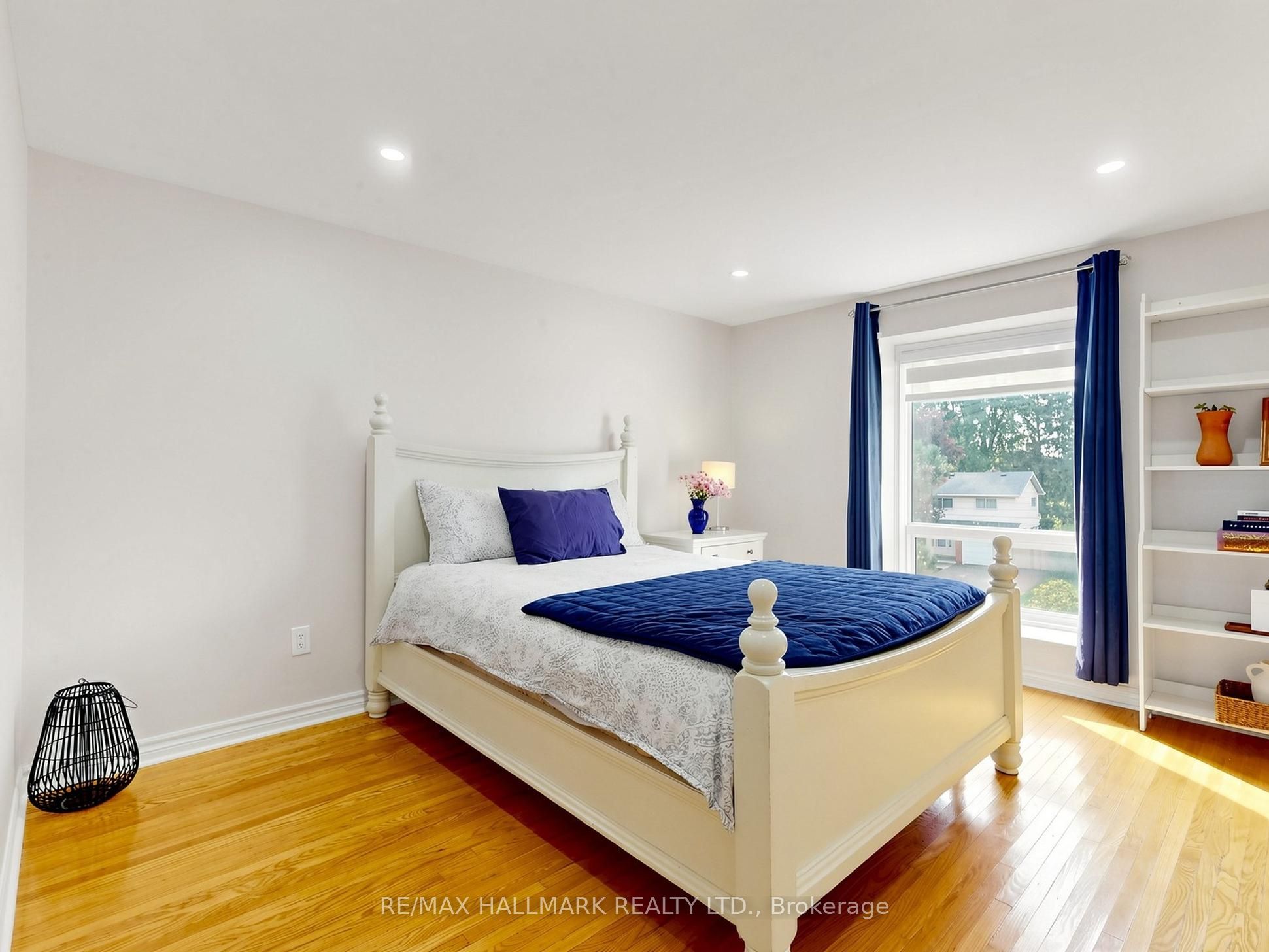 282 Royal Orchard Boulevard Property Photo 20