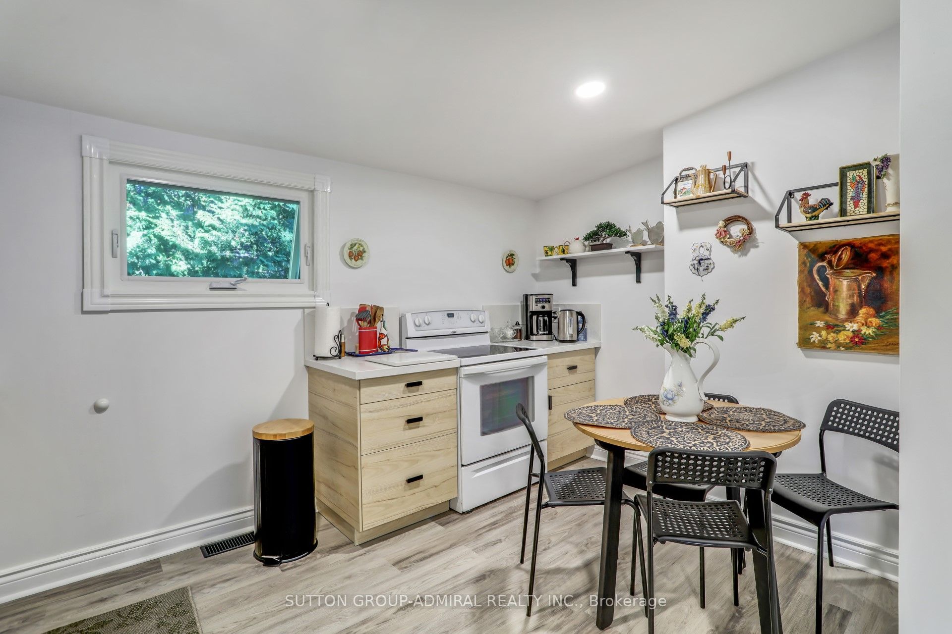 1087 Elm Road Property Photo 15