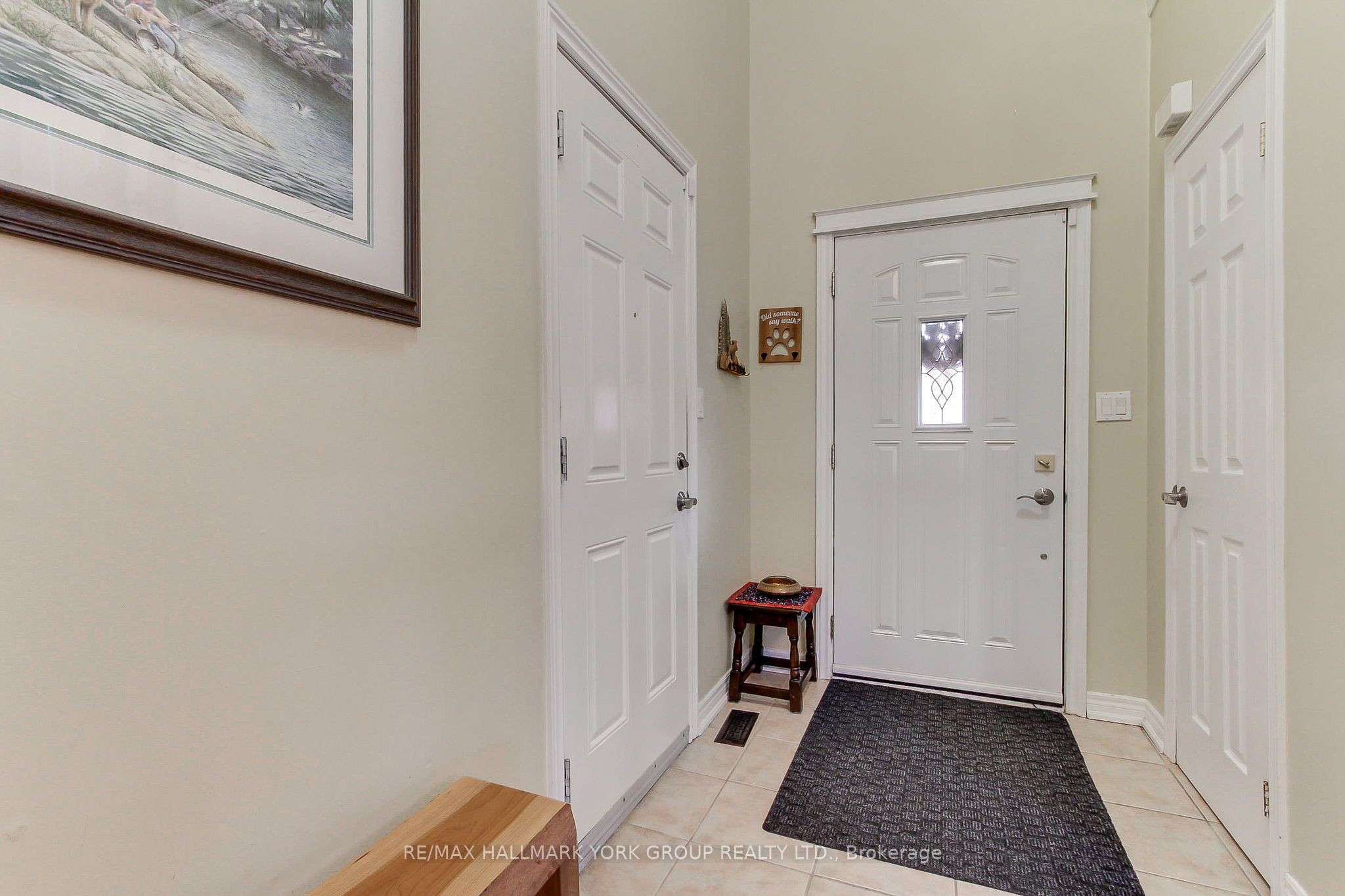 17 Hillview Drive Property Photo 7