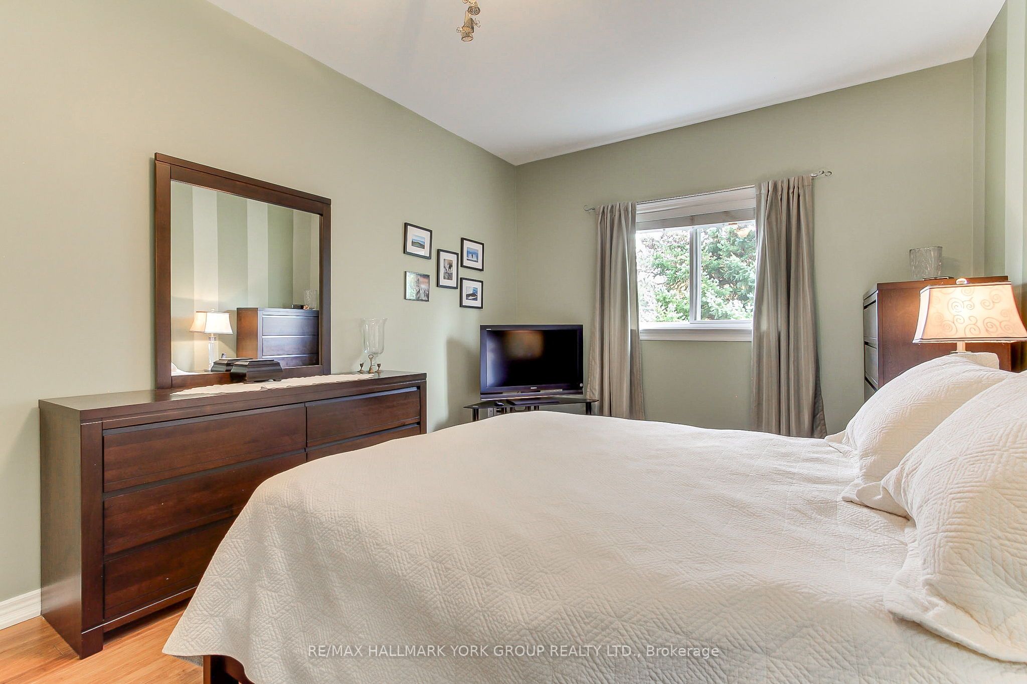 17 Hillview Drive Property Photo 23