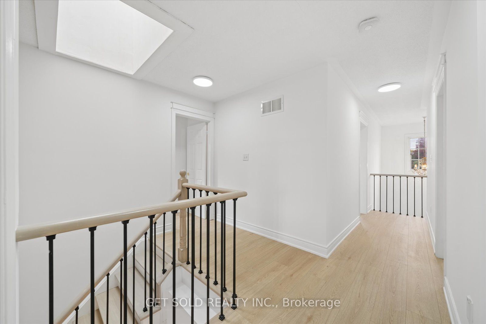 5 Ravine Edge Drive Property Photo 23