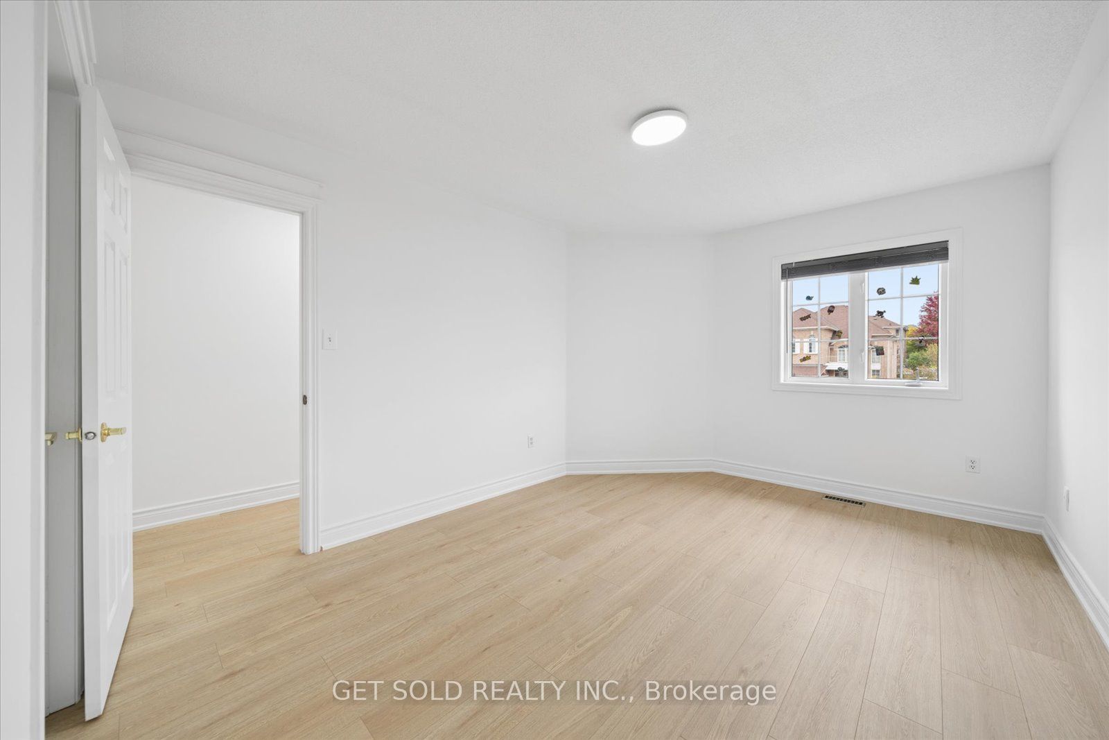 5 Ravine Edge Drive Property Photo 31