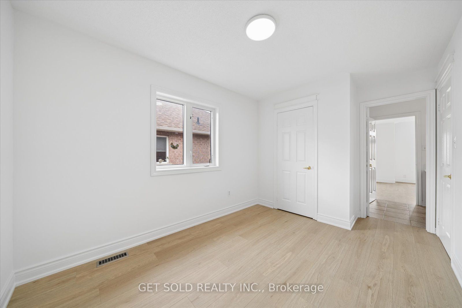 5 Ravine Edge Drive Property Photo 39